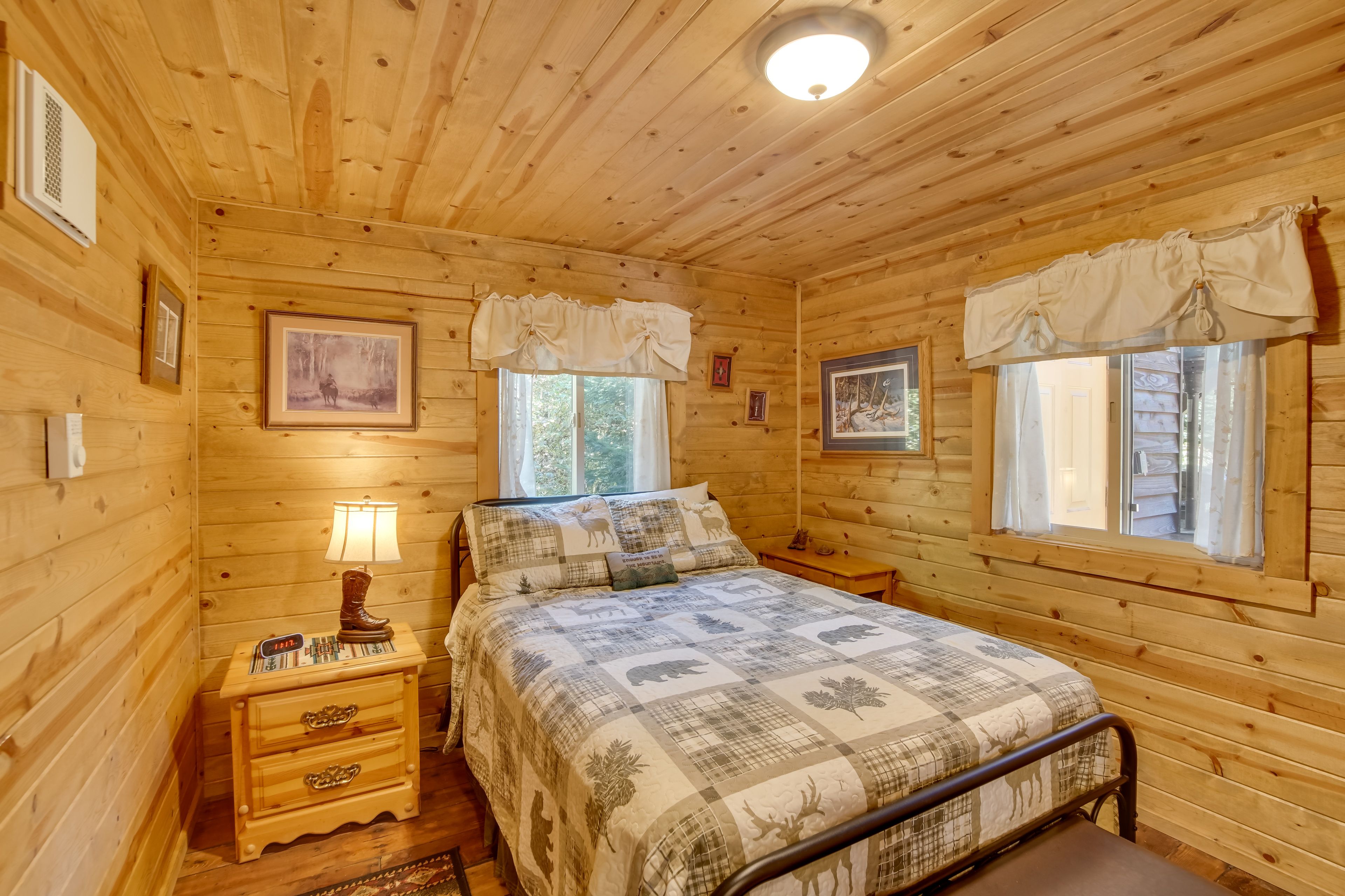 Bedroom 2 | Full Bed
