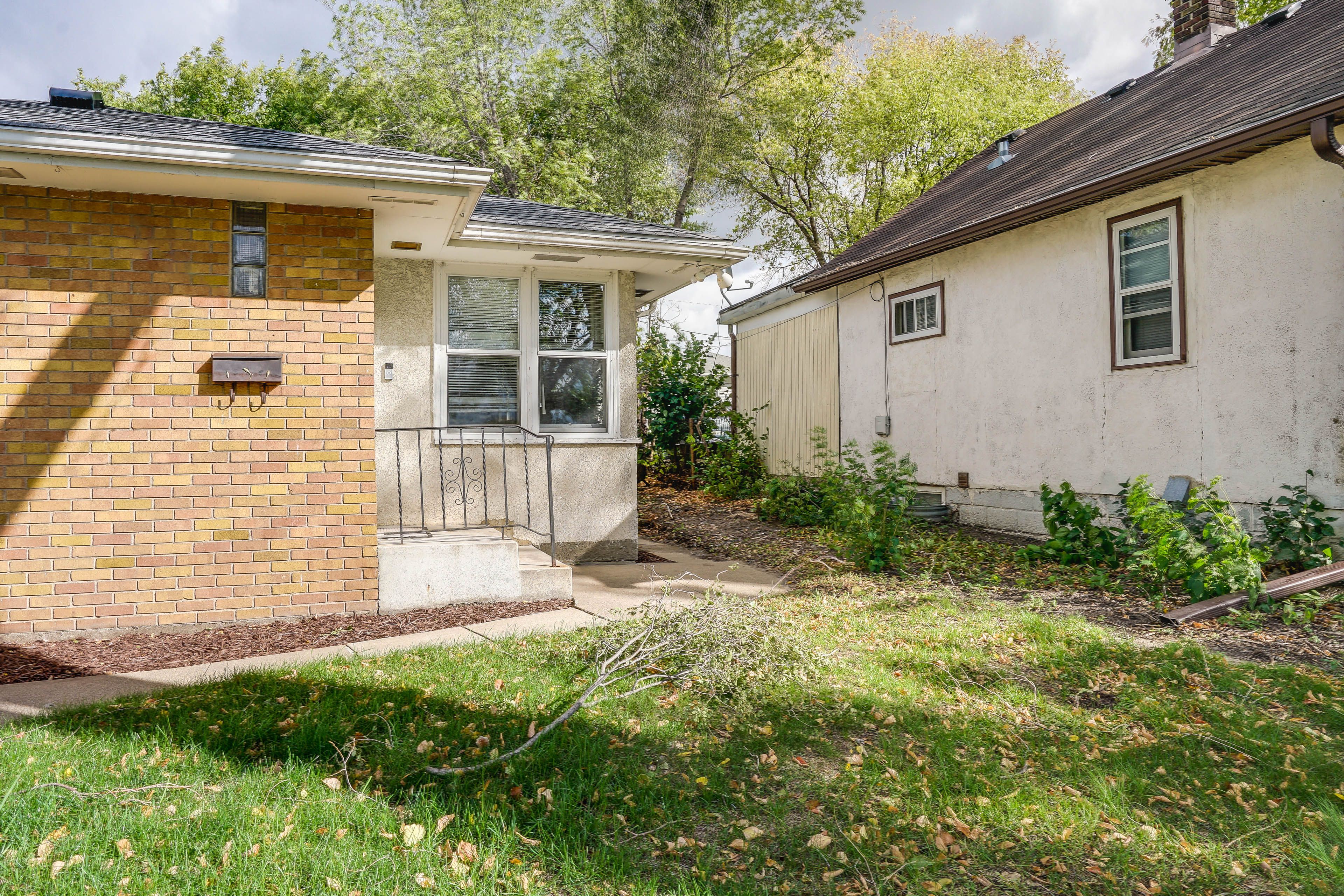 Duplex Exterior