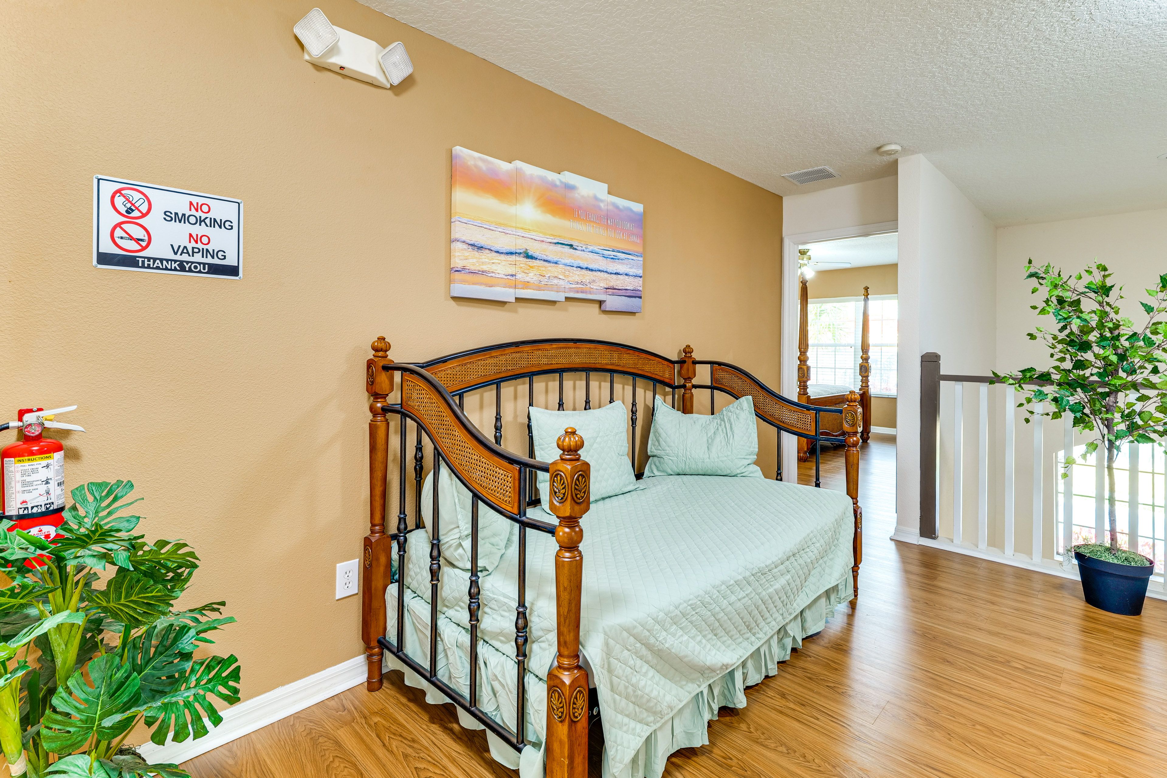 Loft | Twin Daybed | 2nd Floor