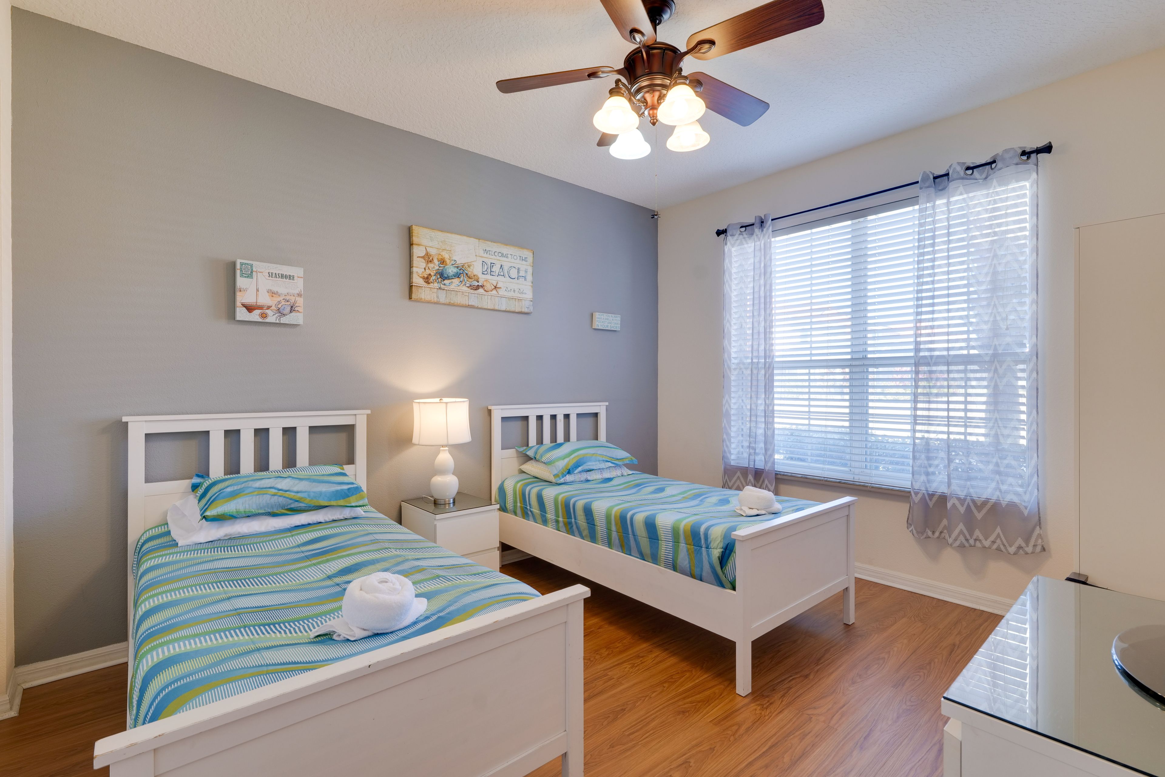 Bedroom 2 | 2 Twin Beds | 1st Floor