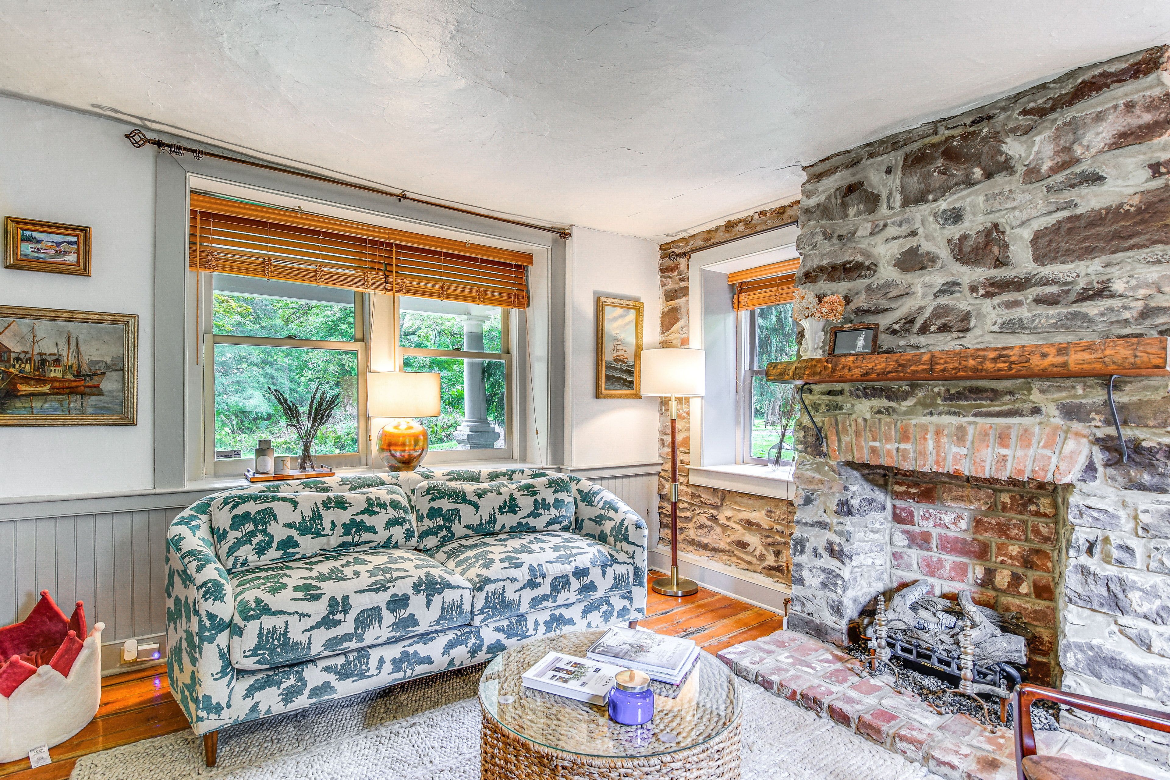 Living Room | Stone Fireplace | Smart TV | 1st Floor