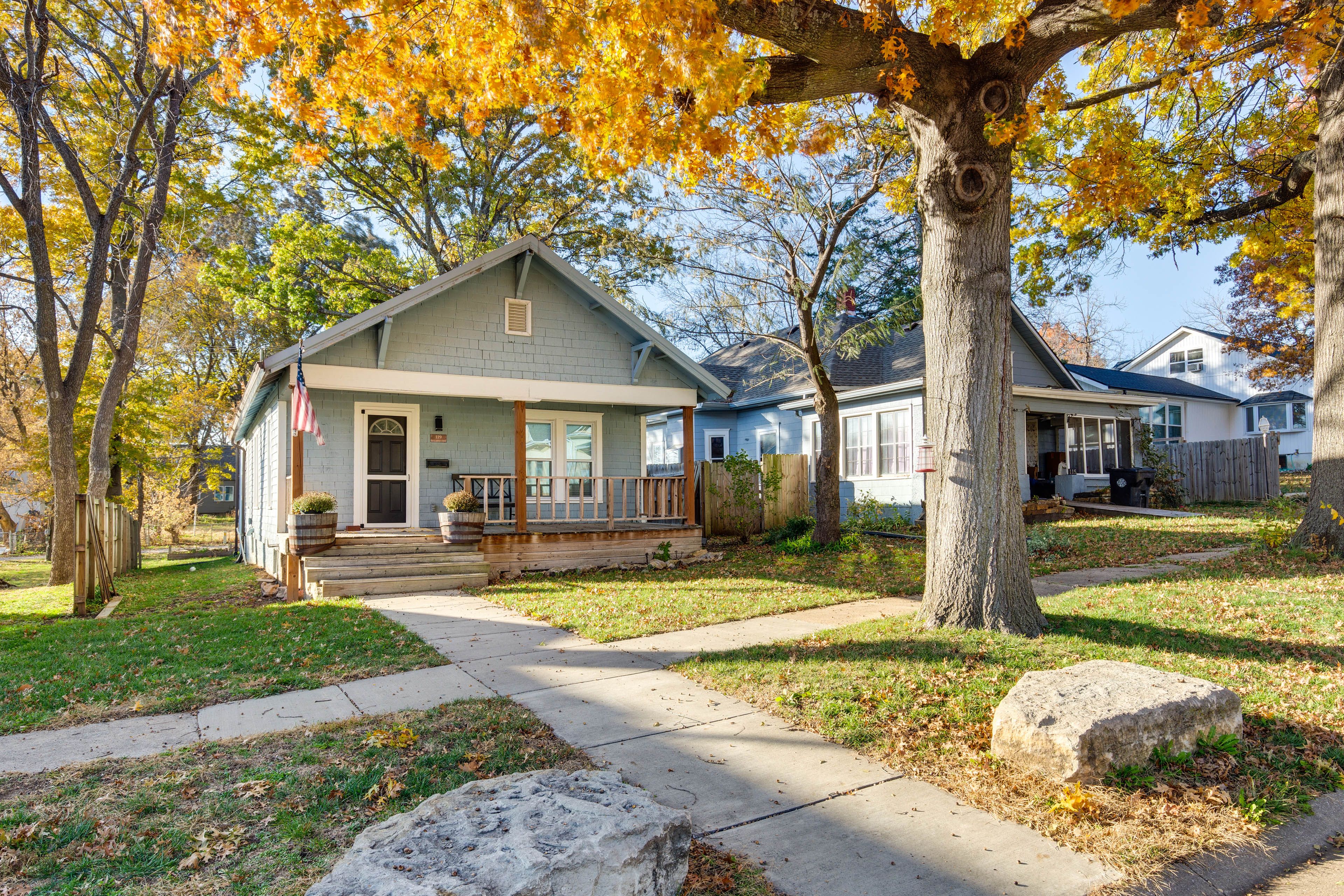 Property Exterior | Driveway (2 Vehicles) | Free Street Parking