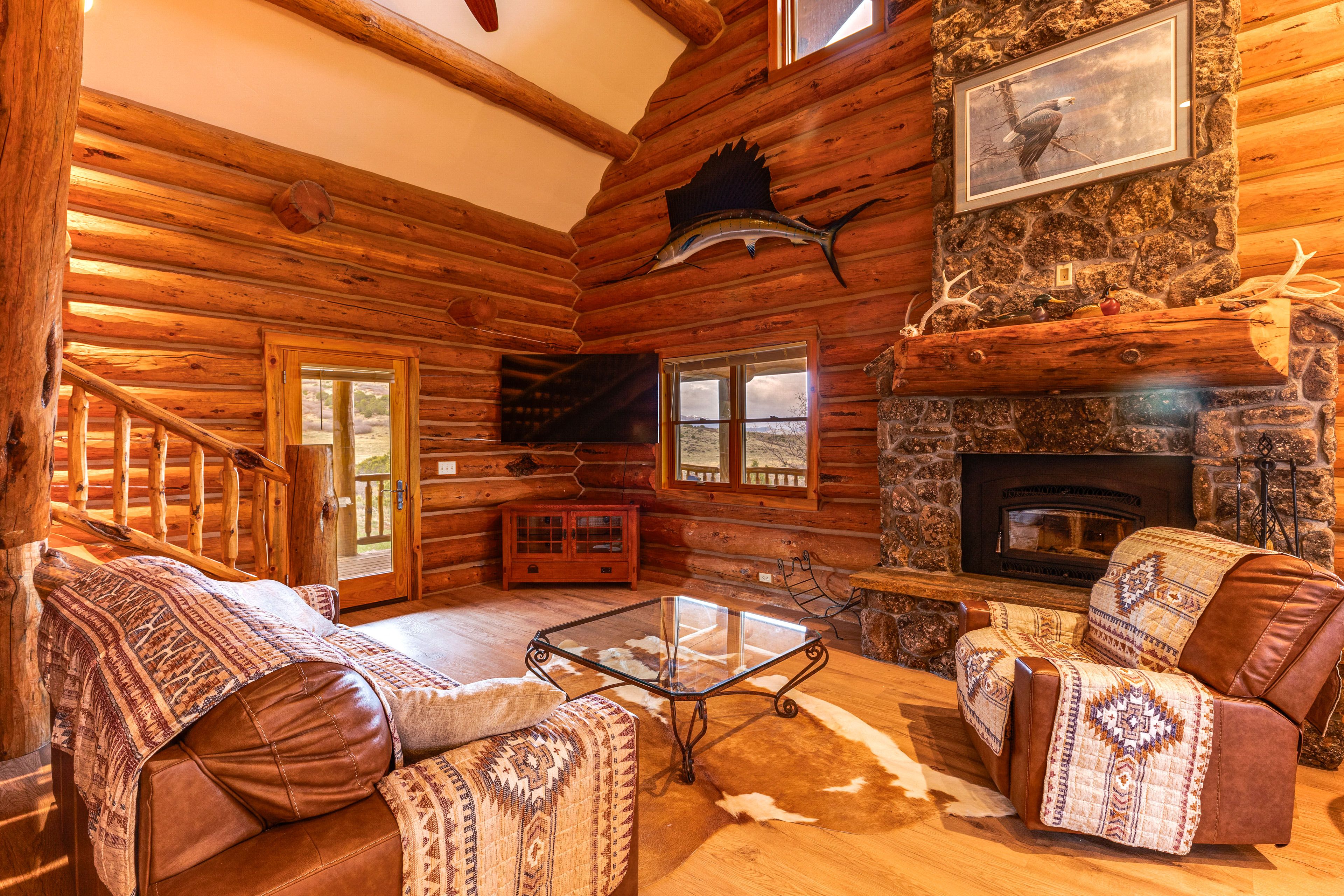 Living Room | Queen Sleeper Sofa | Flat-Screen TV | Fireplace