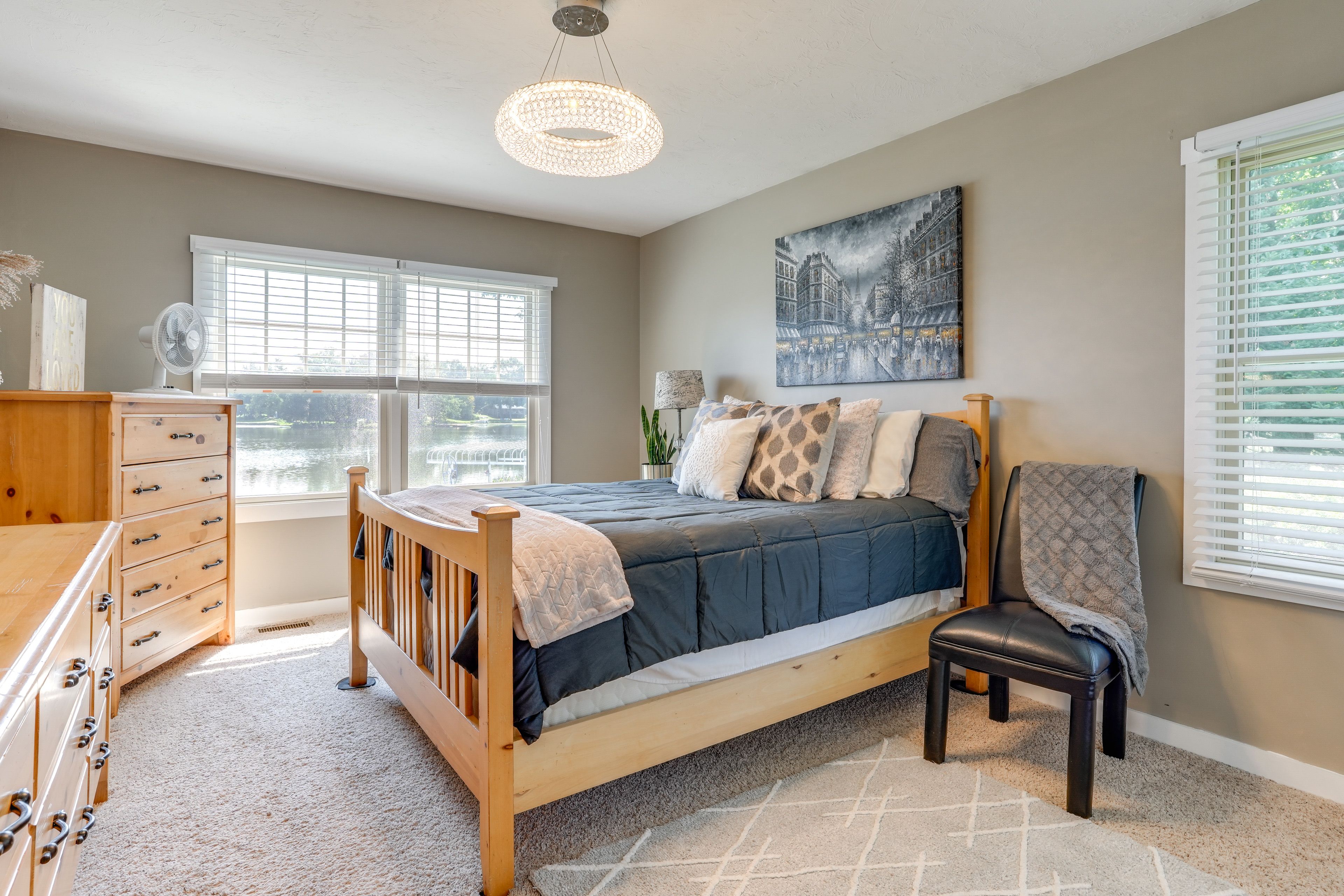 Bedroom 1 | King Bed | Lake View