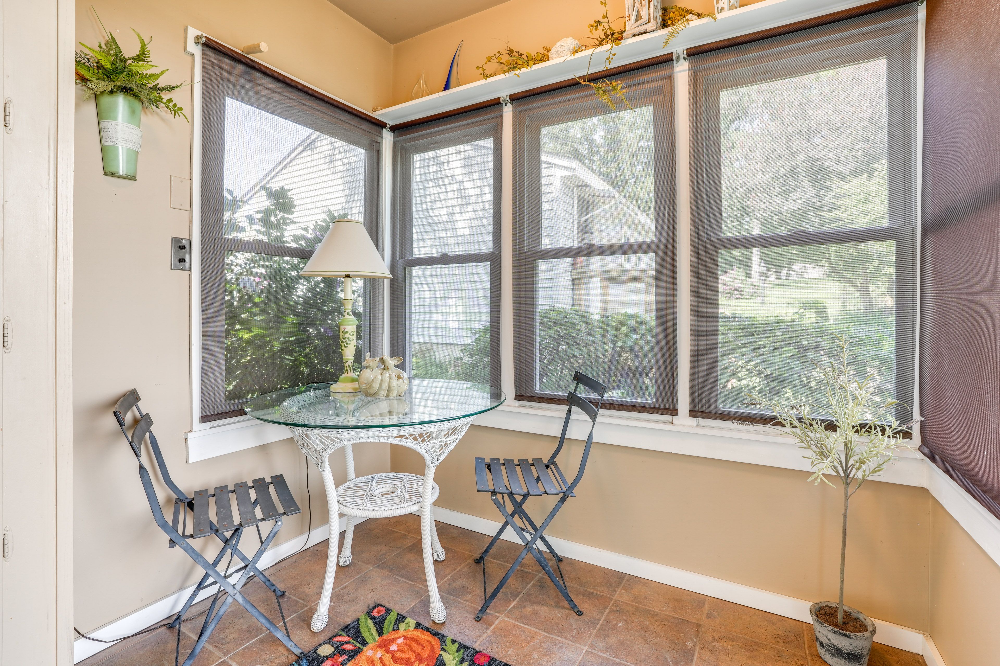 Screened-In Porch