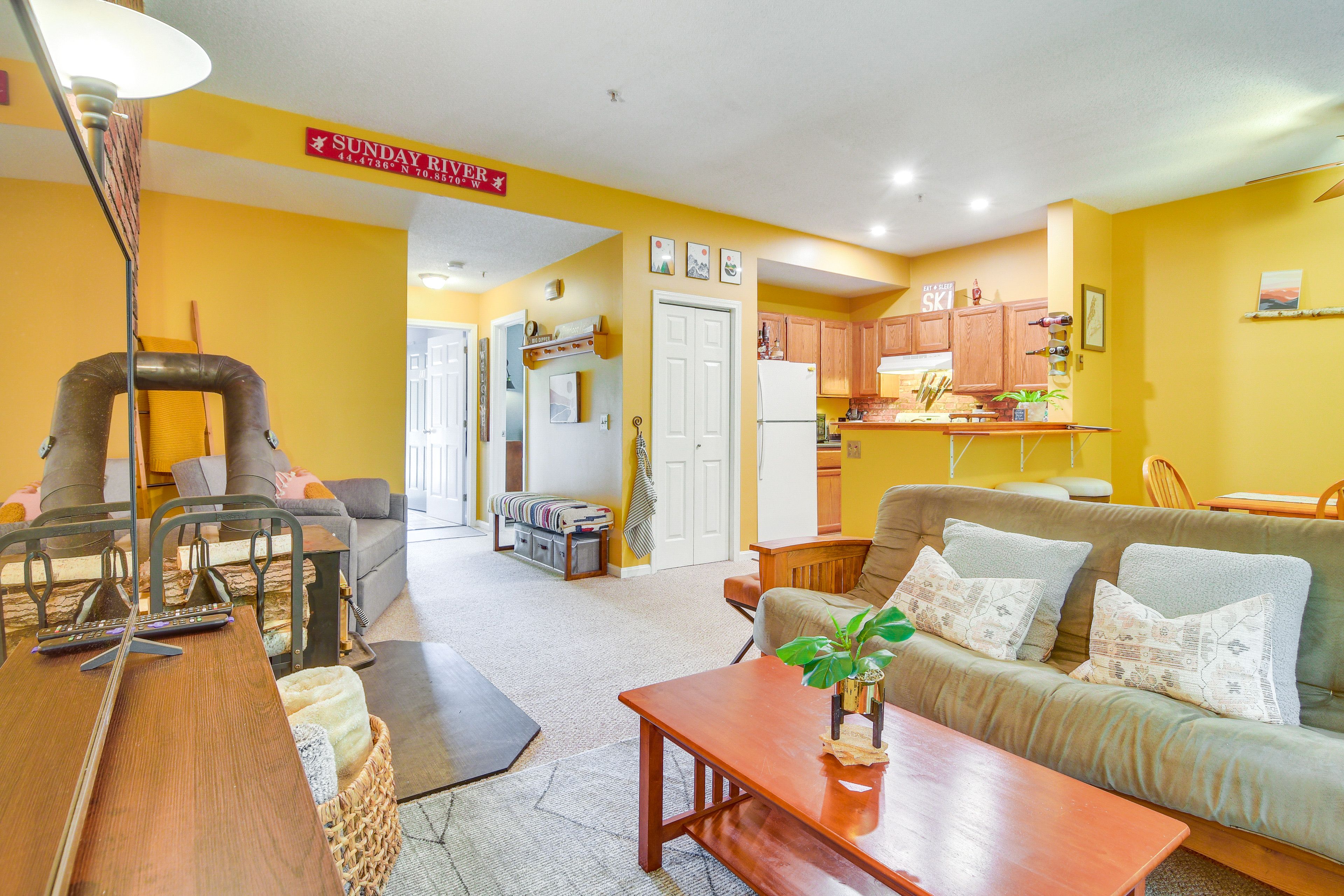 Living Room | Full Futon | Twin Sleeper Sofa