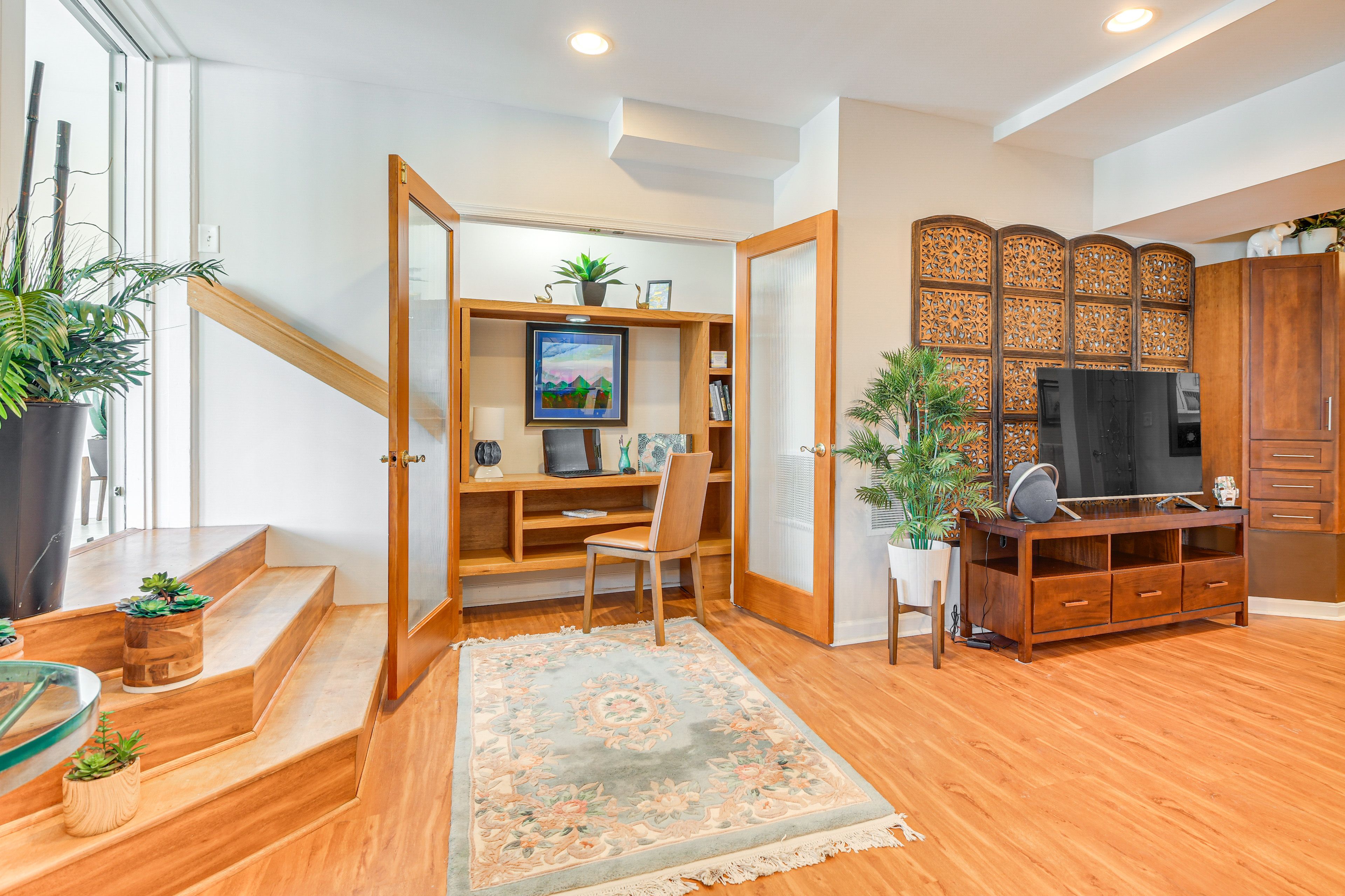 Studio Entry | Dedicated Office Space