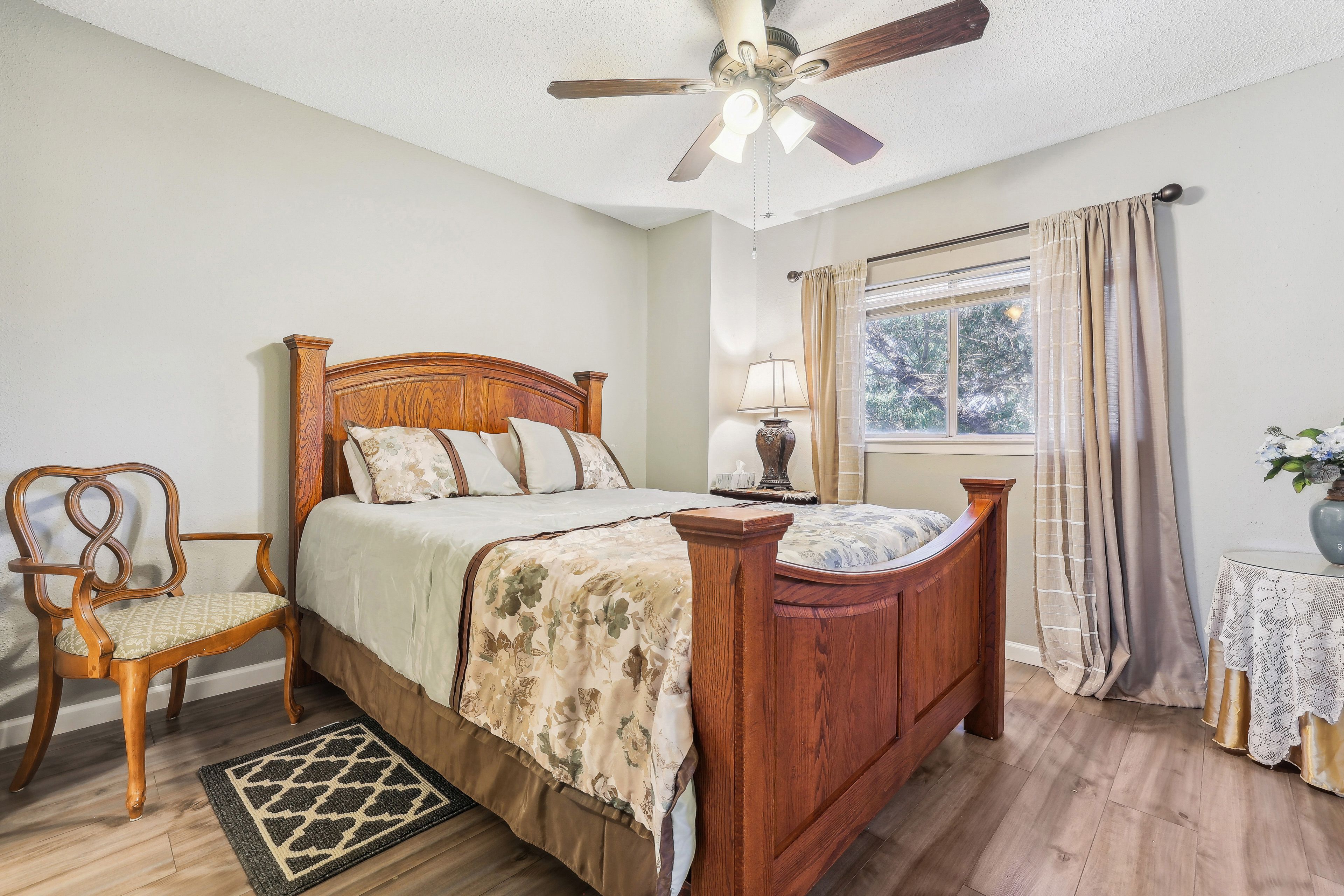 Bedroom 2 | Queen Bed | 2nd Floor