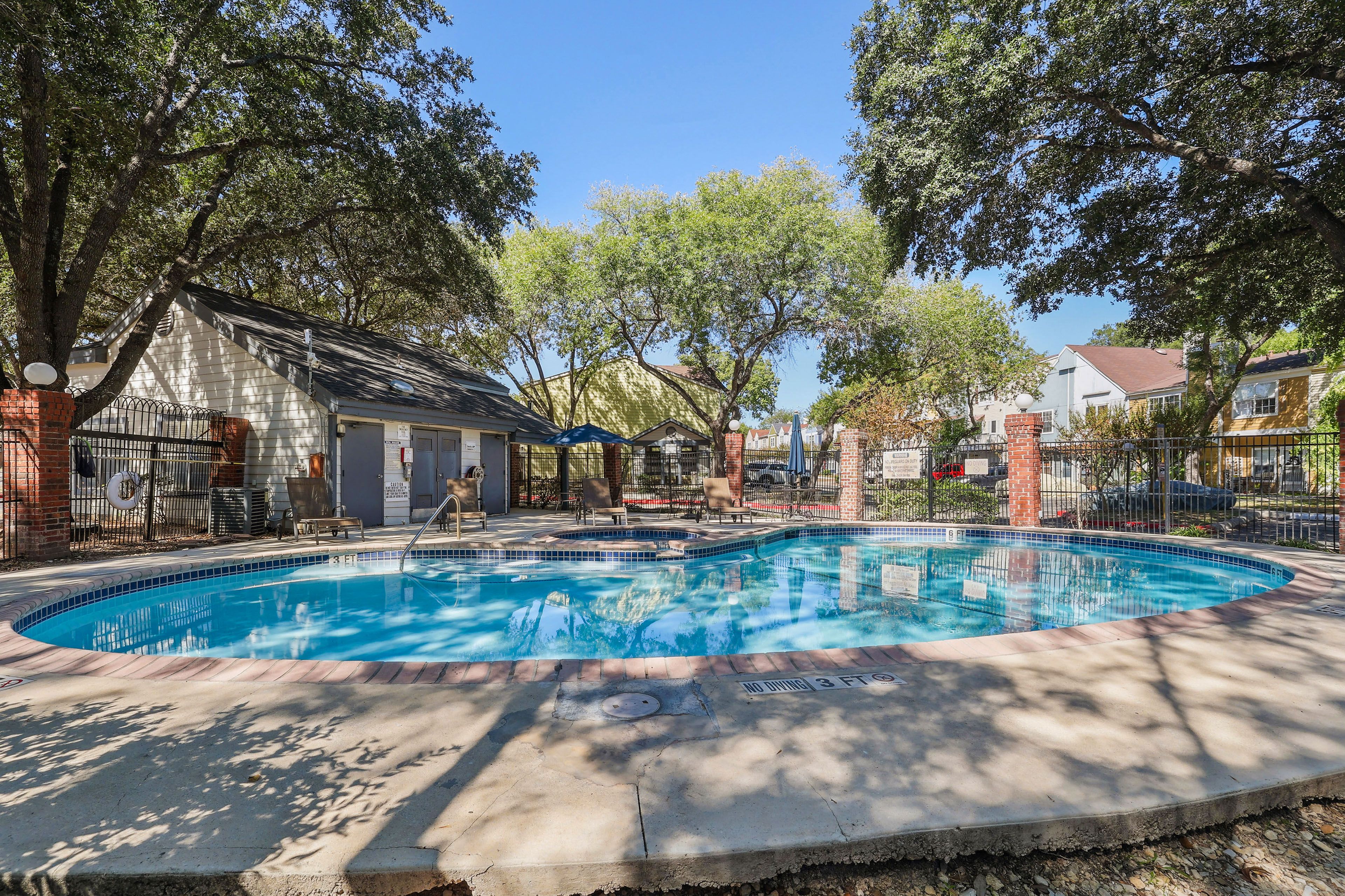 Townhomes of Northpark | Community Pool & Hot Tub