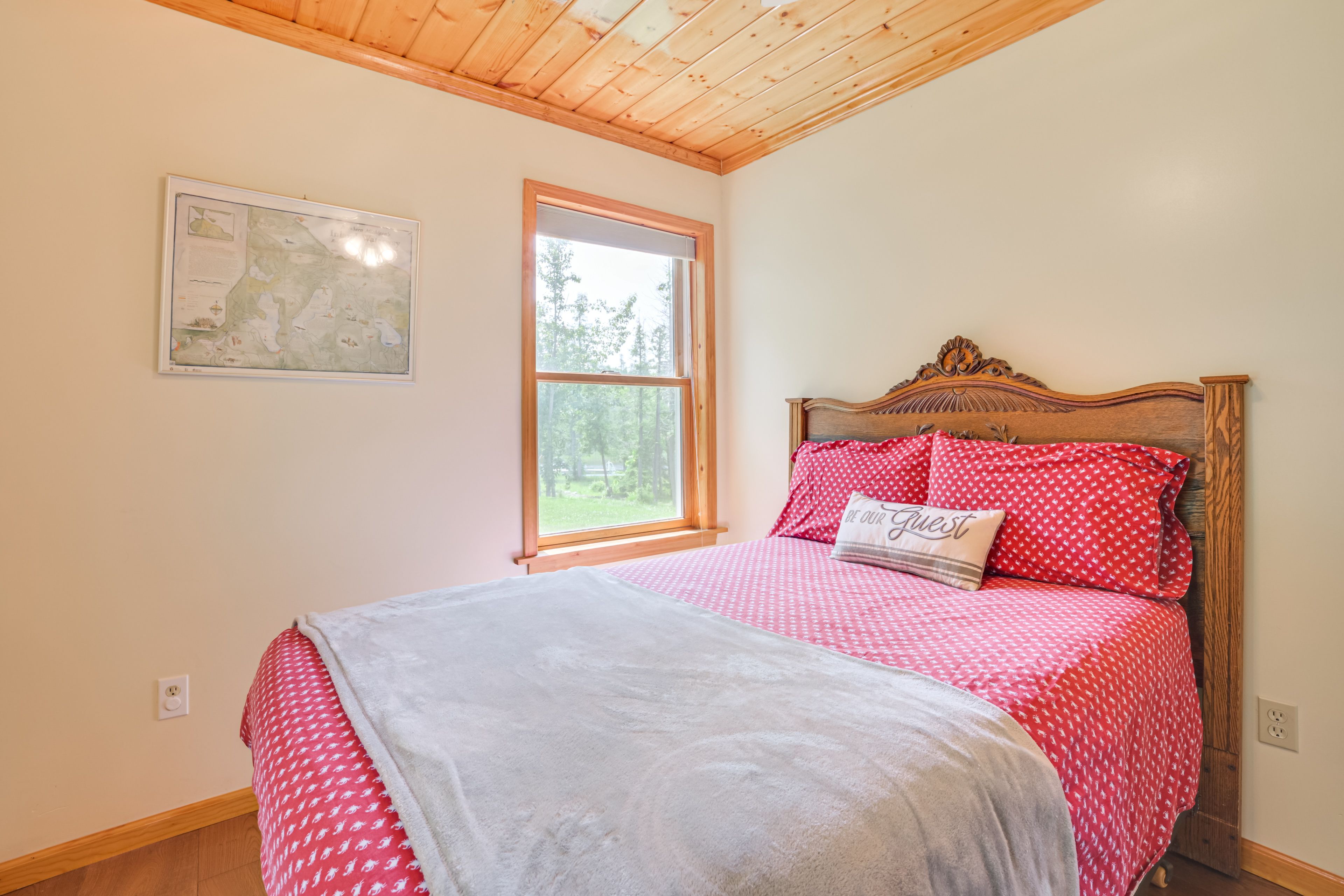 Bedroom 1 | Full Bed | Ceiling Fan | 1st Floor