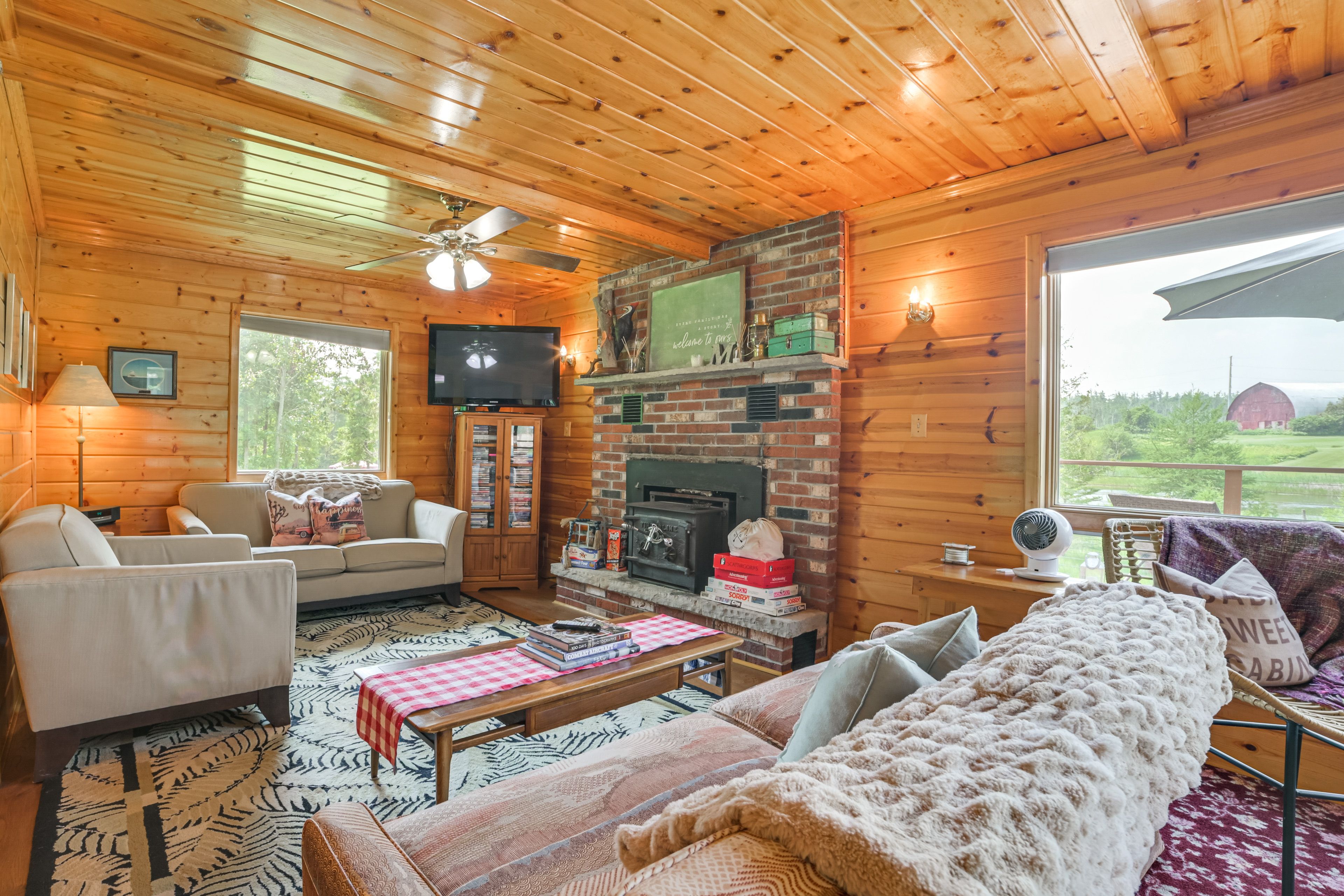 Living Room | Fireplace | Flat-Screen TV | Central Heat