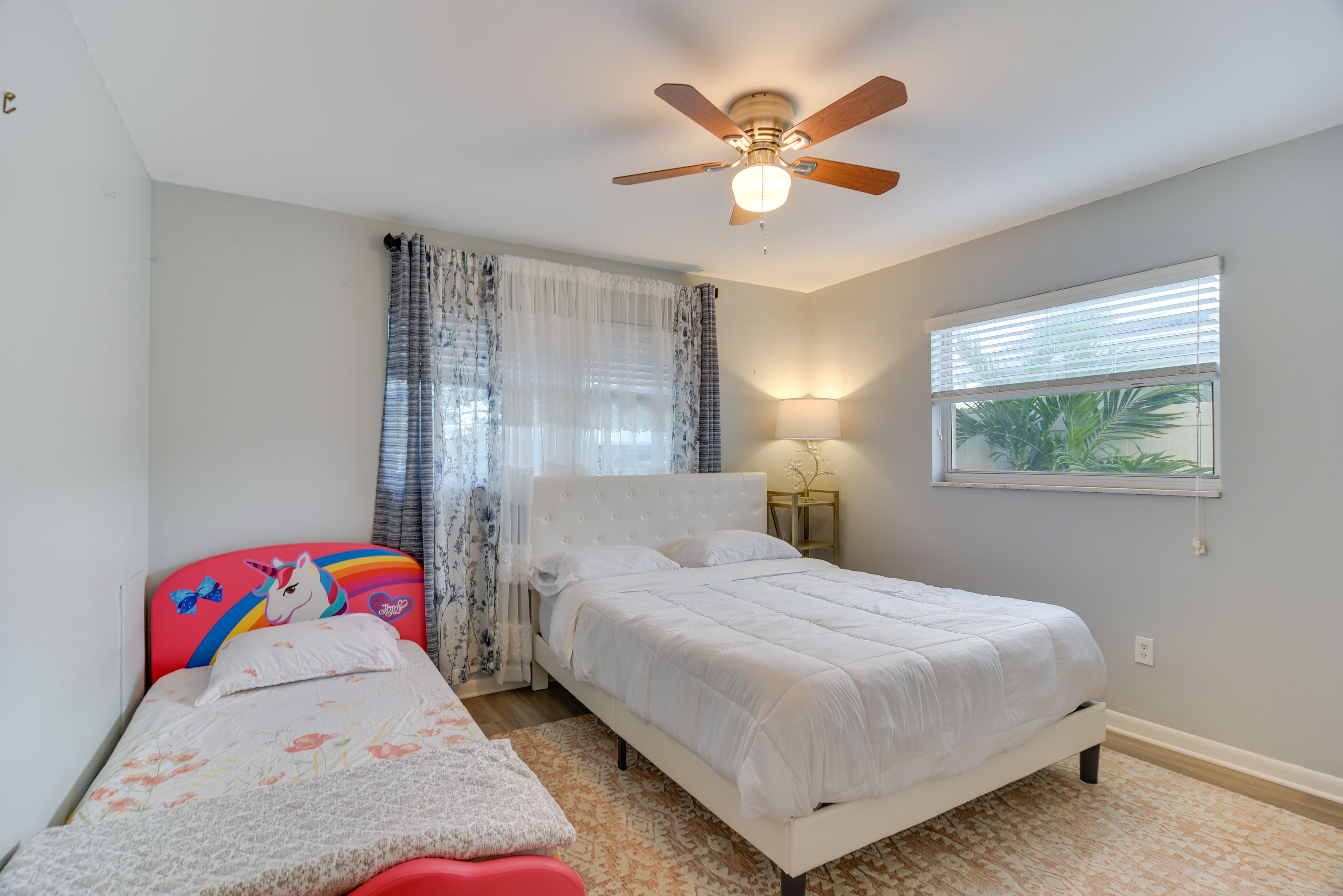 Bedroom 2 | Queen Bed | Twin Bed | Linens Provided