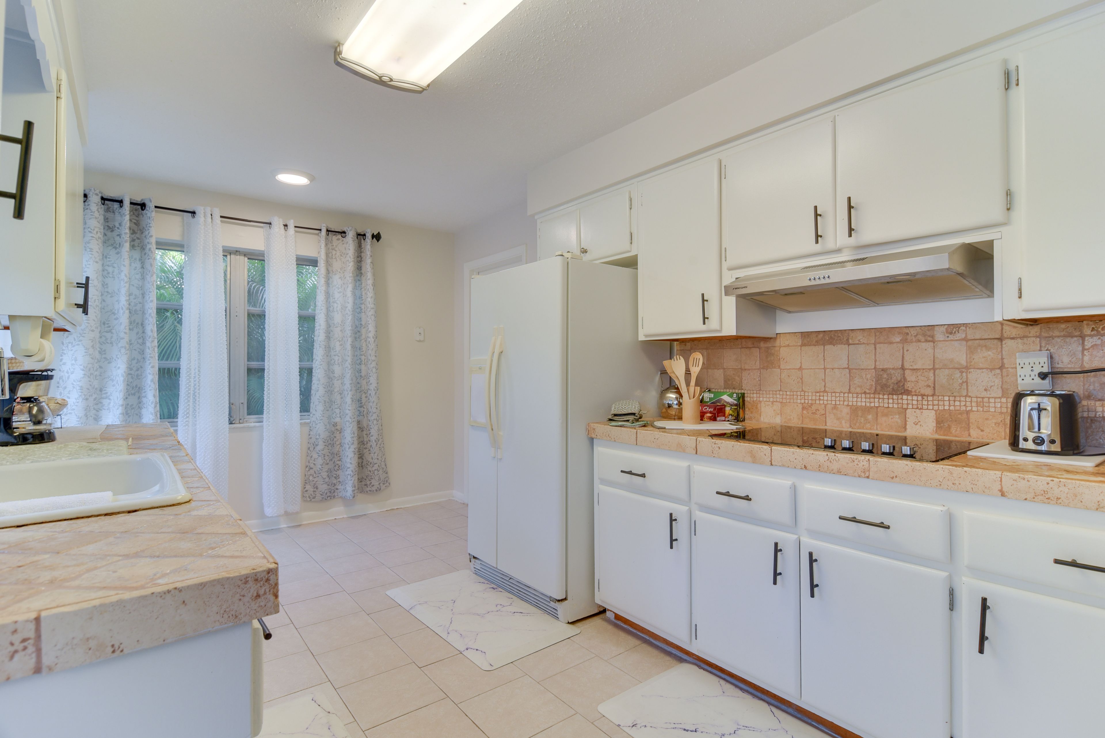 Kitchen | Drip Coffee Maker