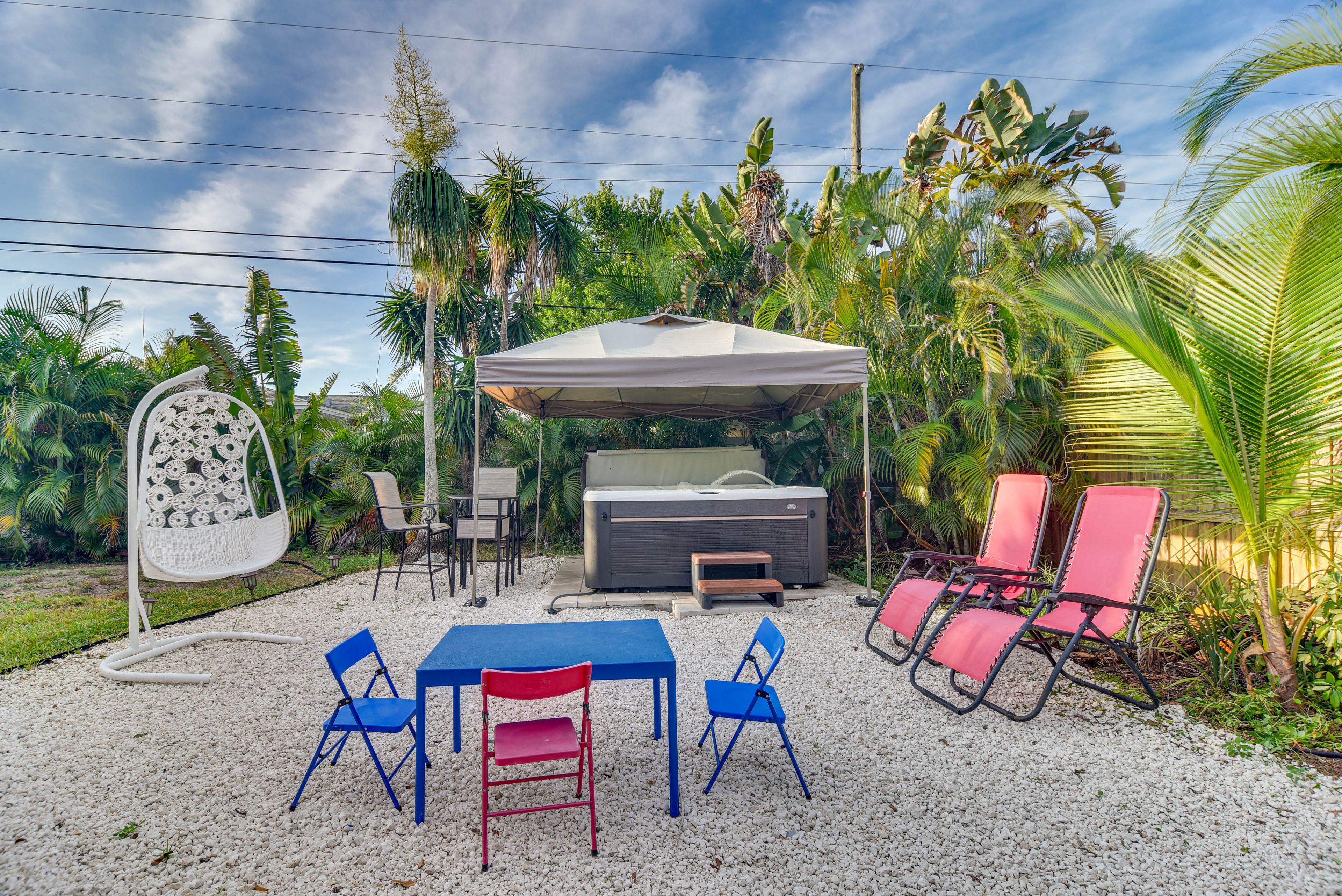 Backyard | Saltwater Hot Tub
