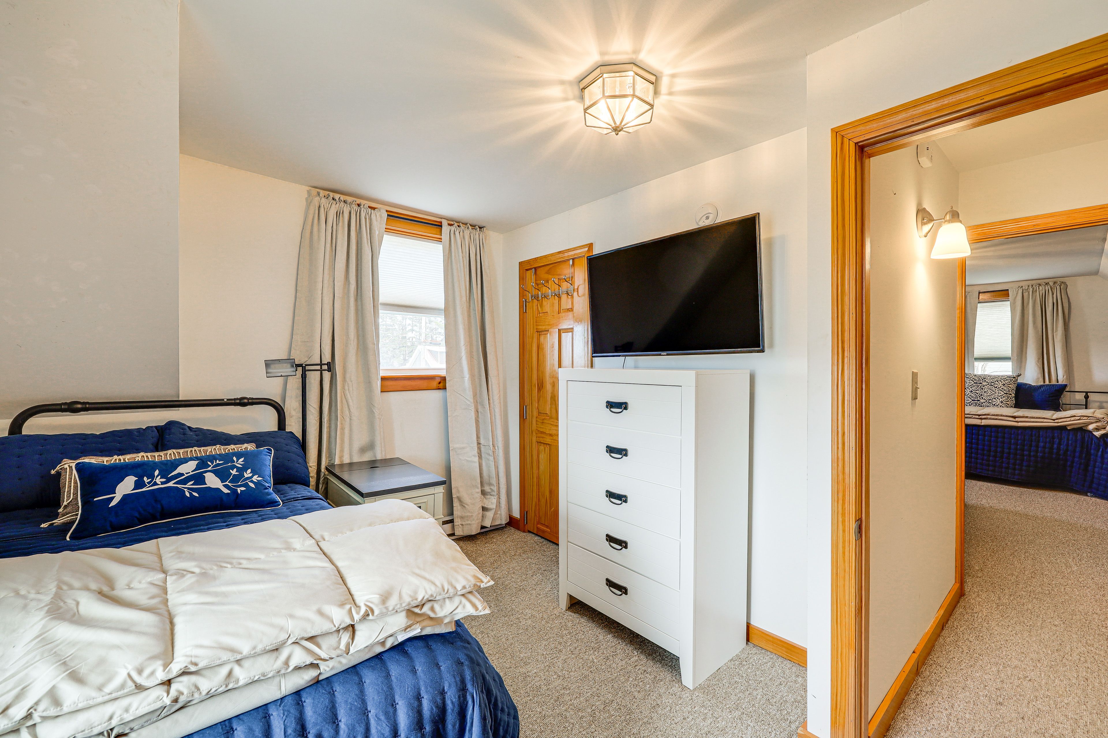 Bedroom 3 | Twin Bed | 2nd Floor