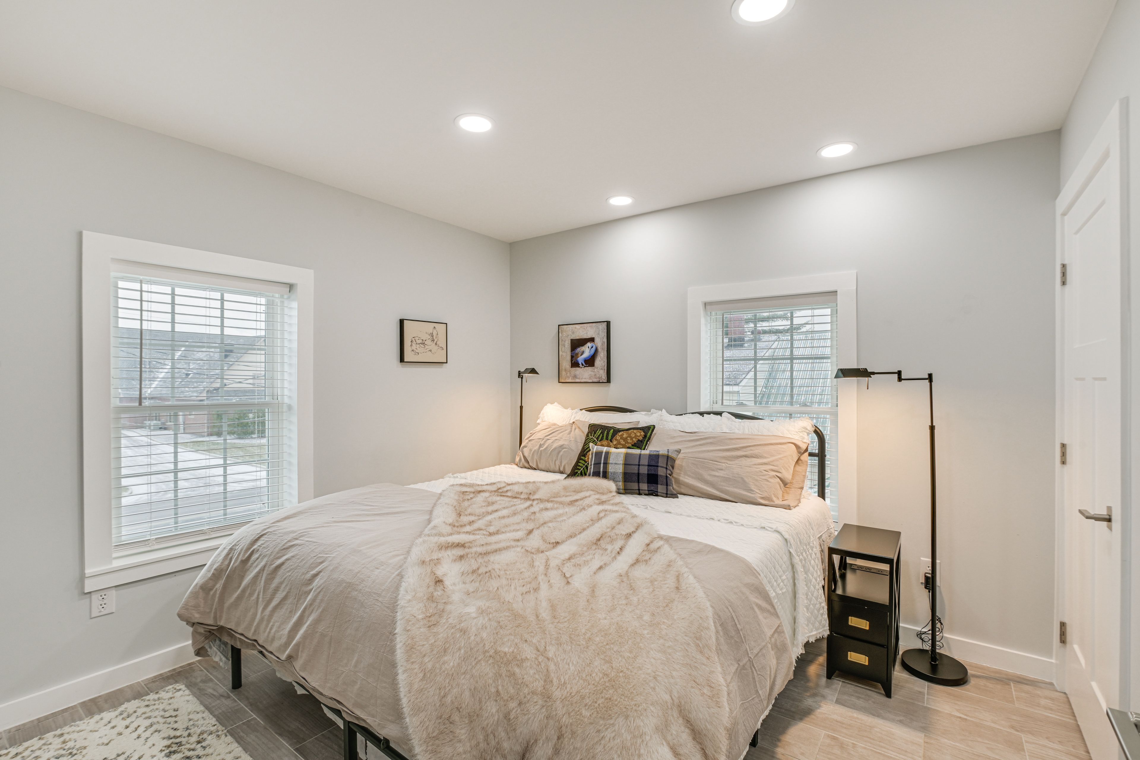 Bedroom 2 | King Bed | Flat-Screen TV | 2nd Floor