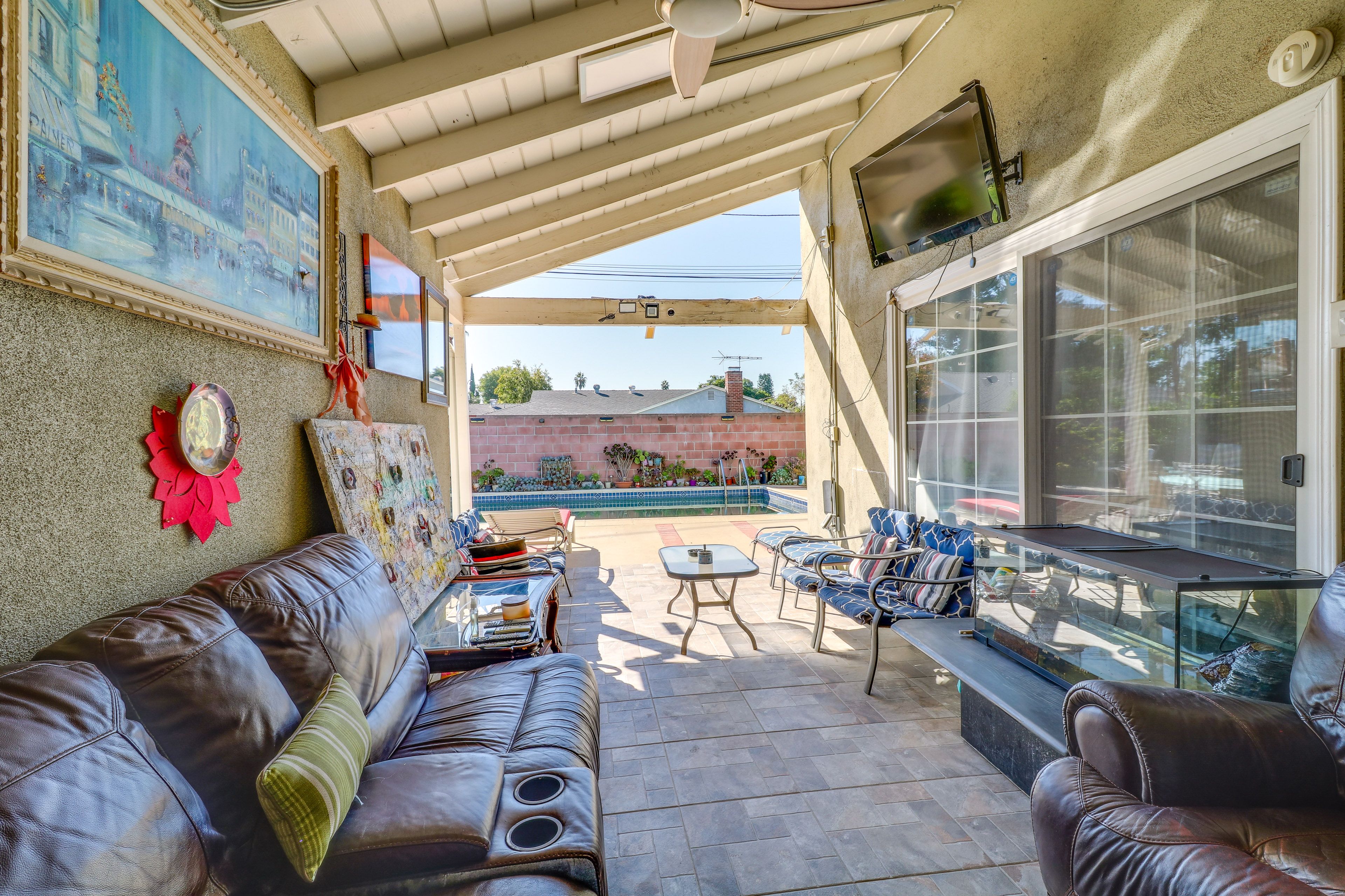 Covered Patio | Outdoor Seating