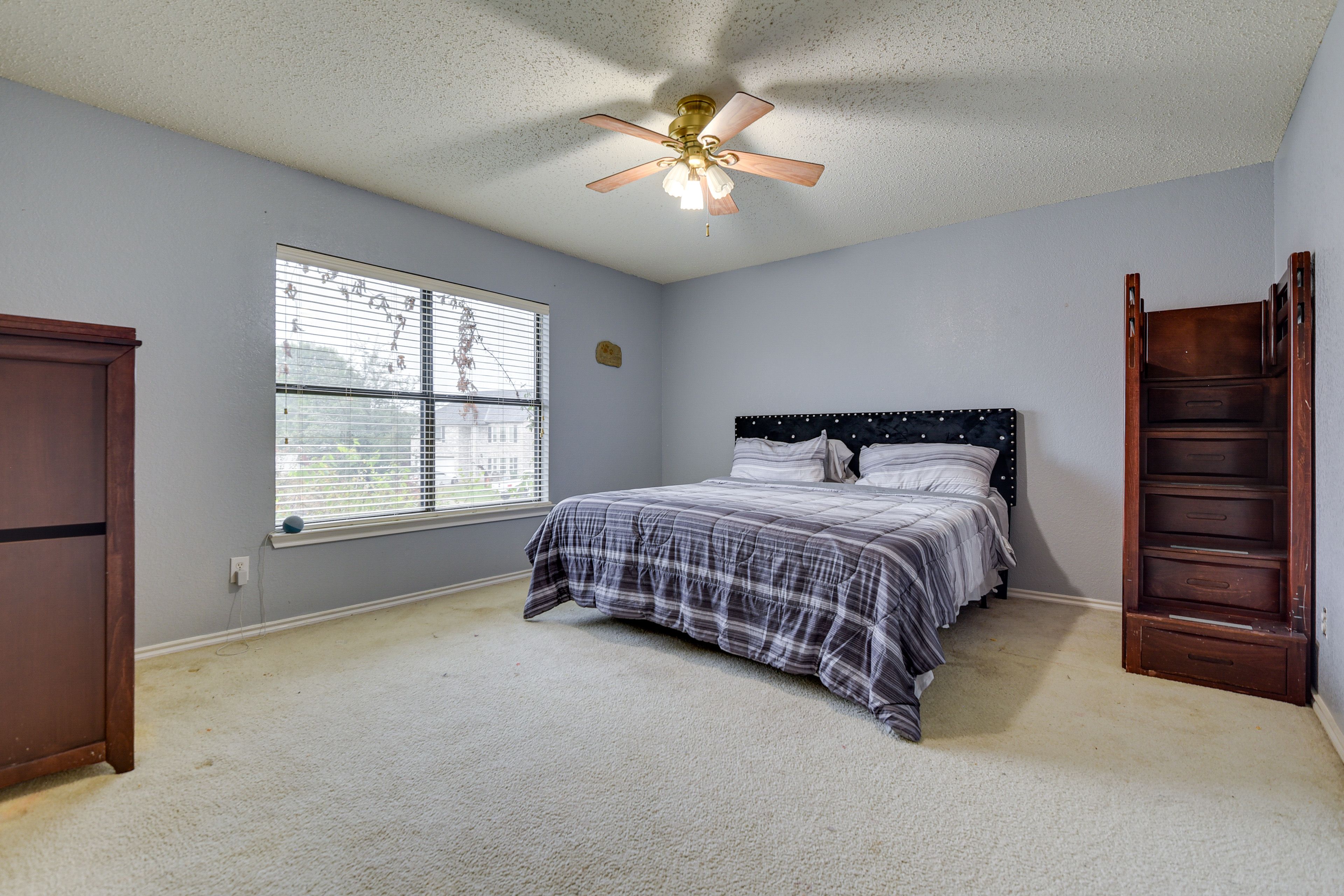 Bedroom 3 | King Bed | 2nd Floor