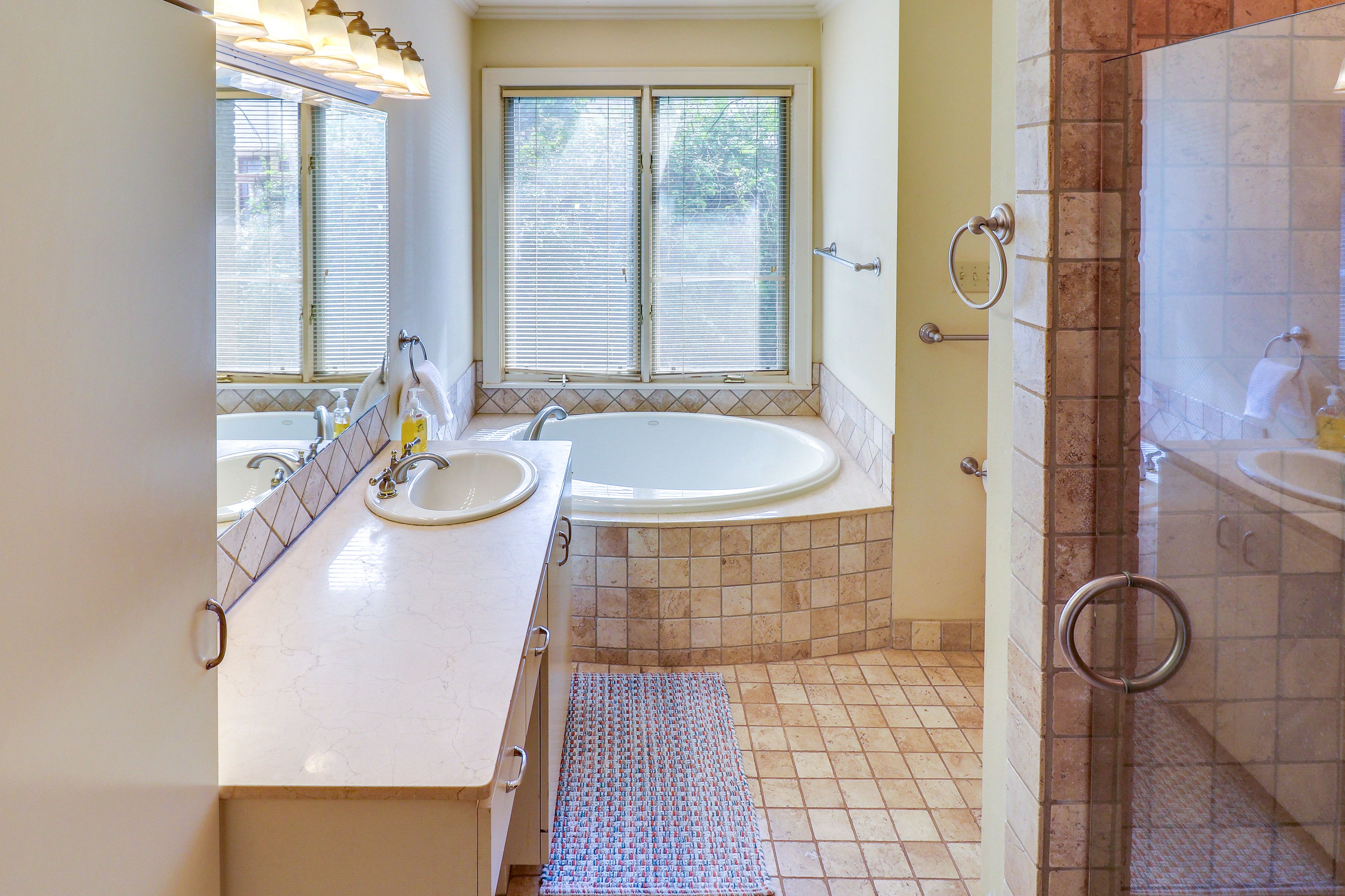 Full Bath | Complimentary Toiletries | Towels Provided