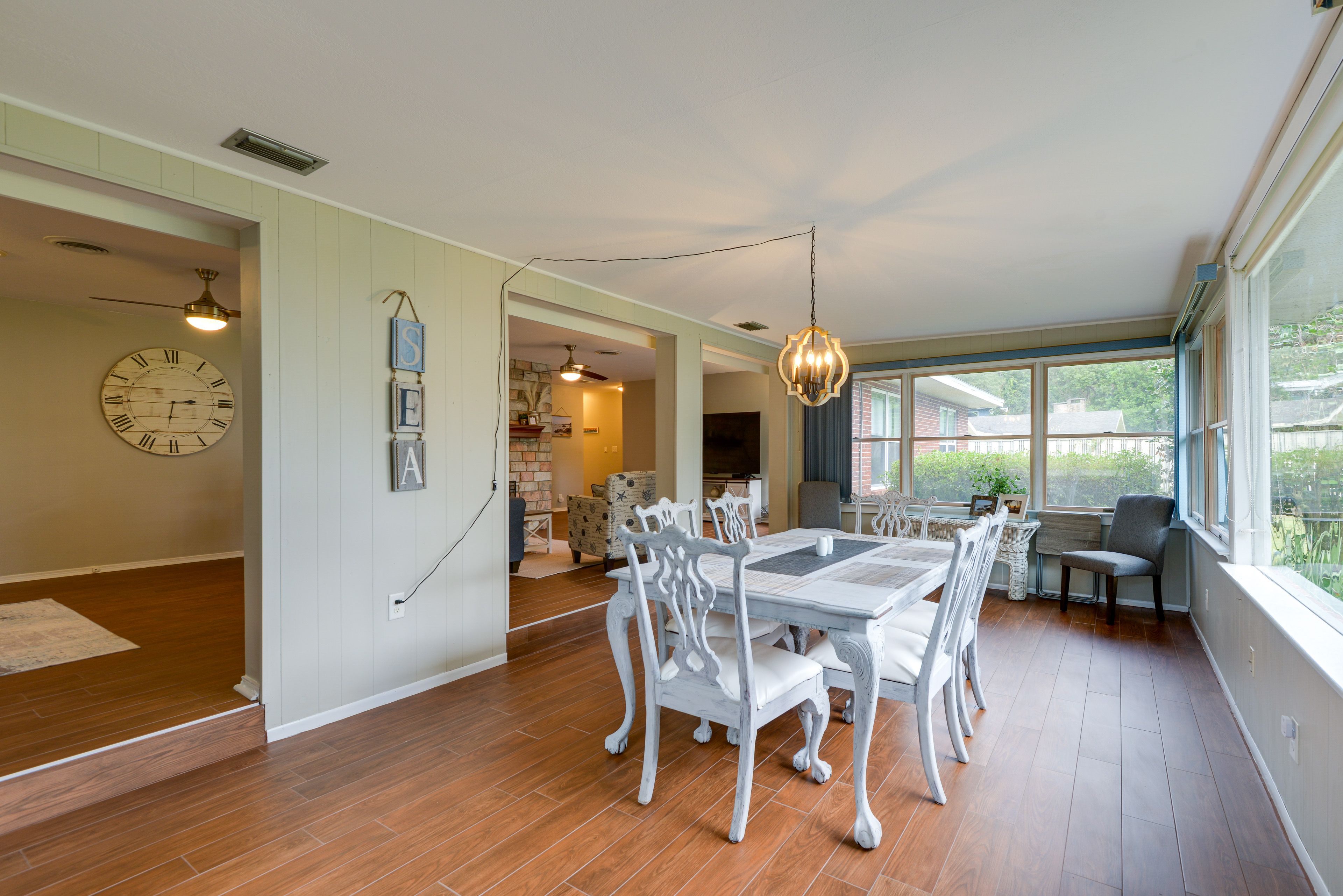 Dining Room | Dishware & Flatware