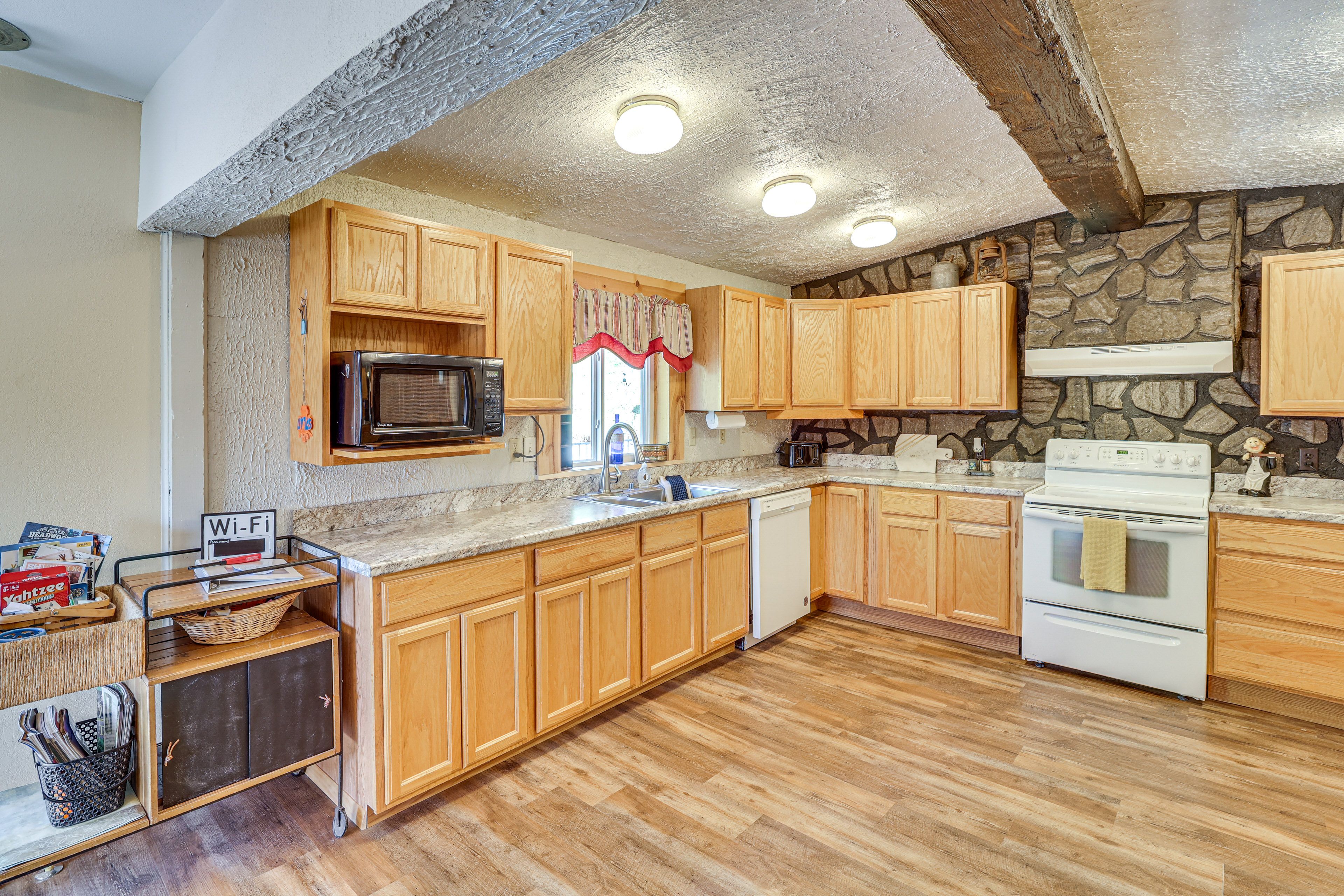 Kitchen | Cooking Basics | Keurig & Drip Coffee Maker