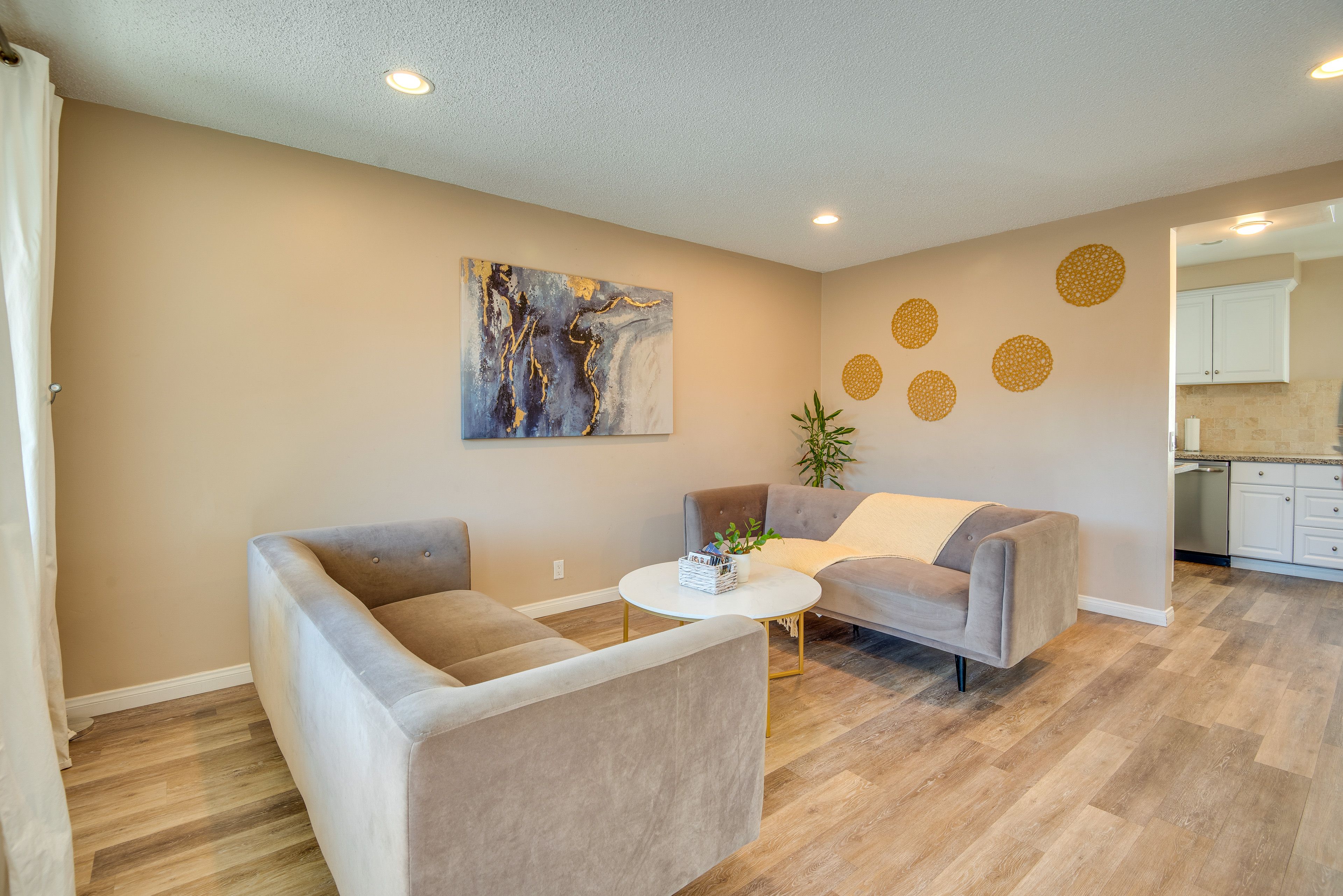 Living Room | Central Heat & A/C | Free WiFi | Flat-Screen TV