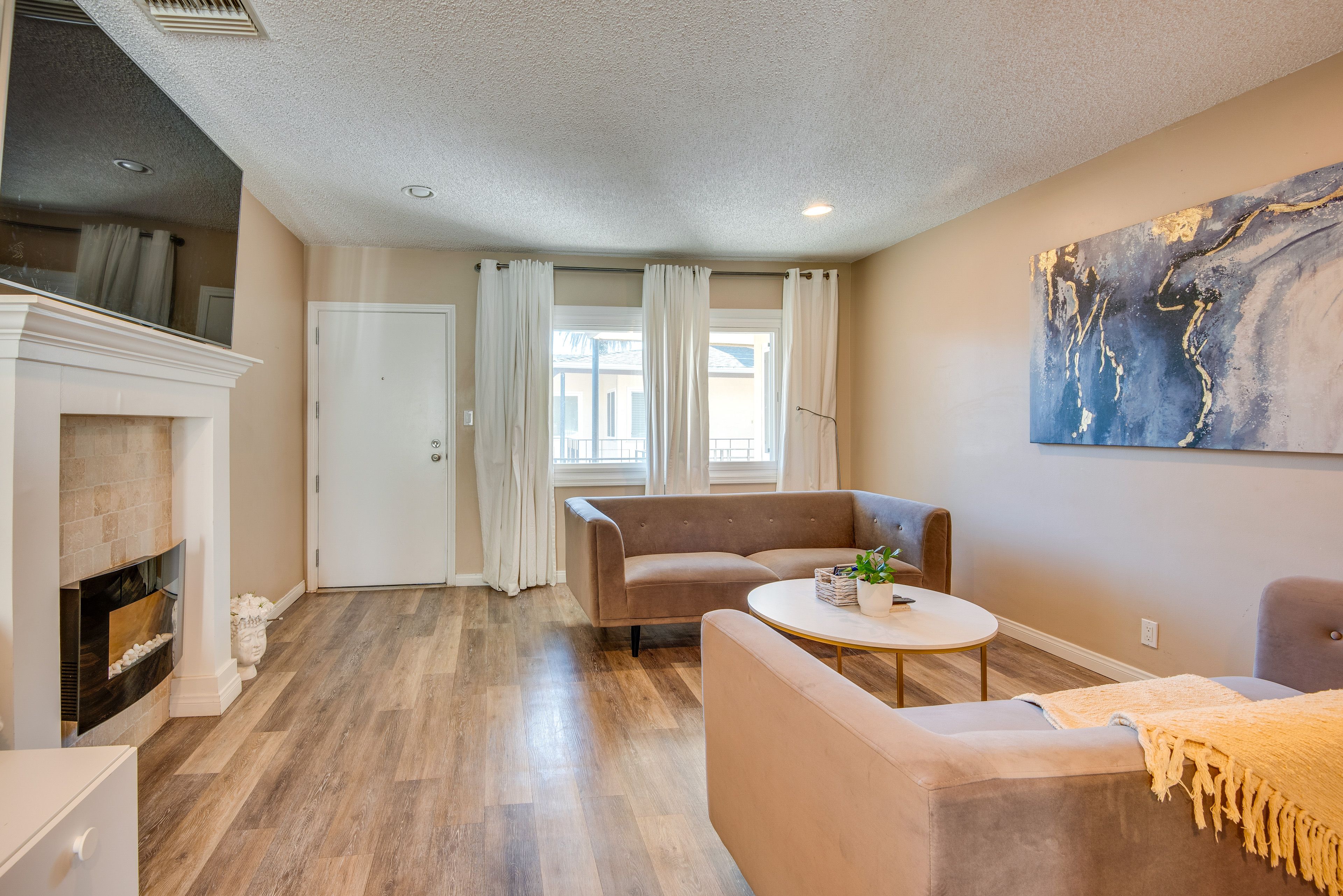 Inglewood Vacation Rental | 1BR | 1BA | 640 Sq Ft | Stairs to Access