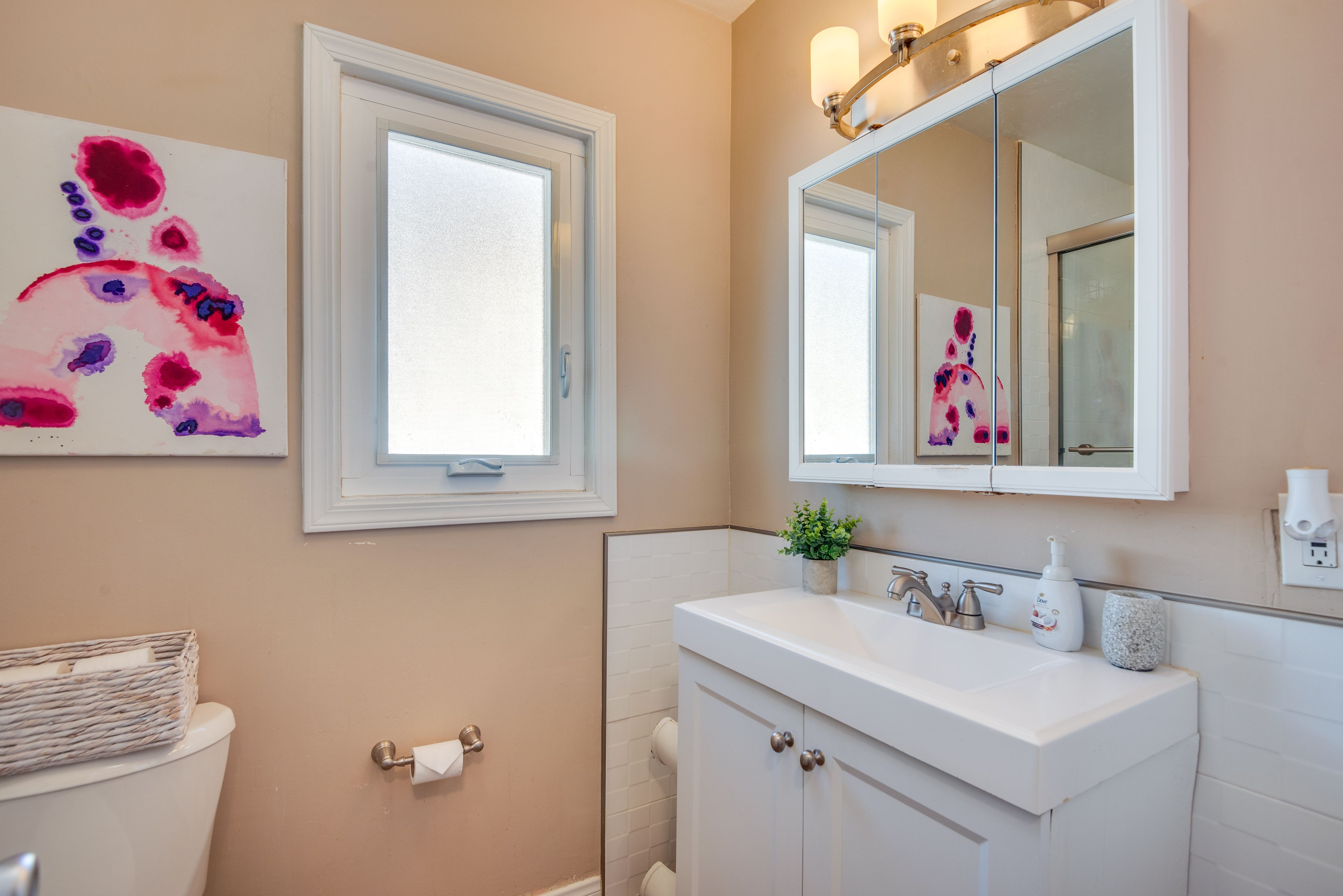 Bathroom | Shower/Tub Combo