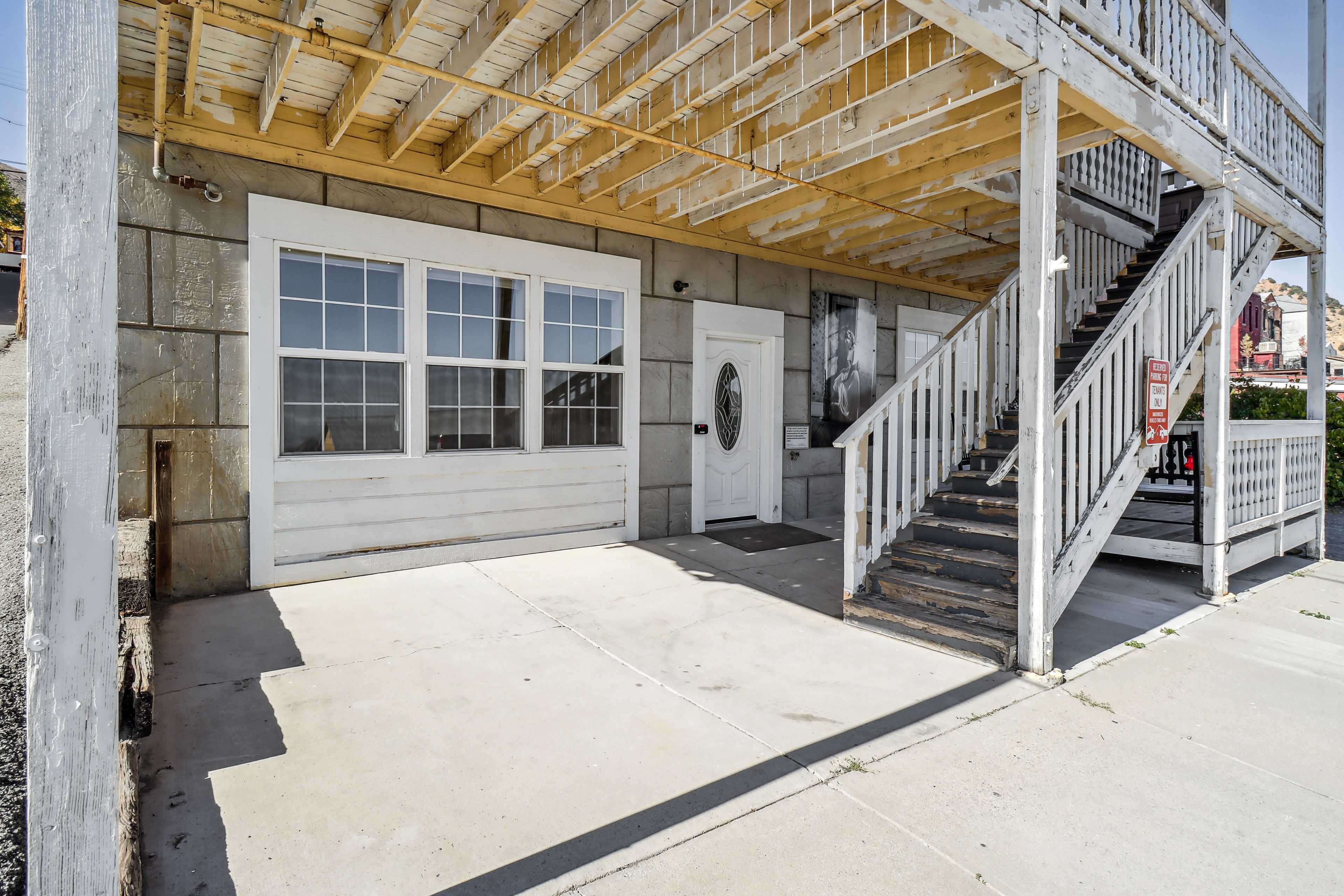 In Front of Unit (1 Vehicle) | Free Street Parking (First-Come, First-Served)