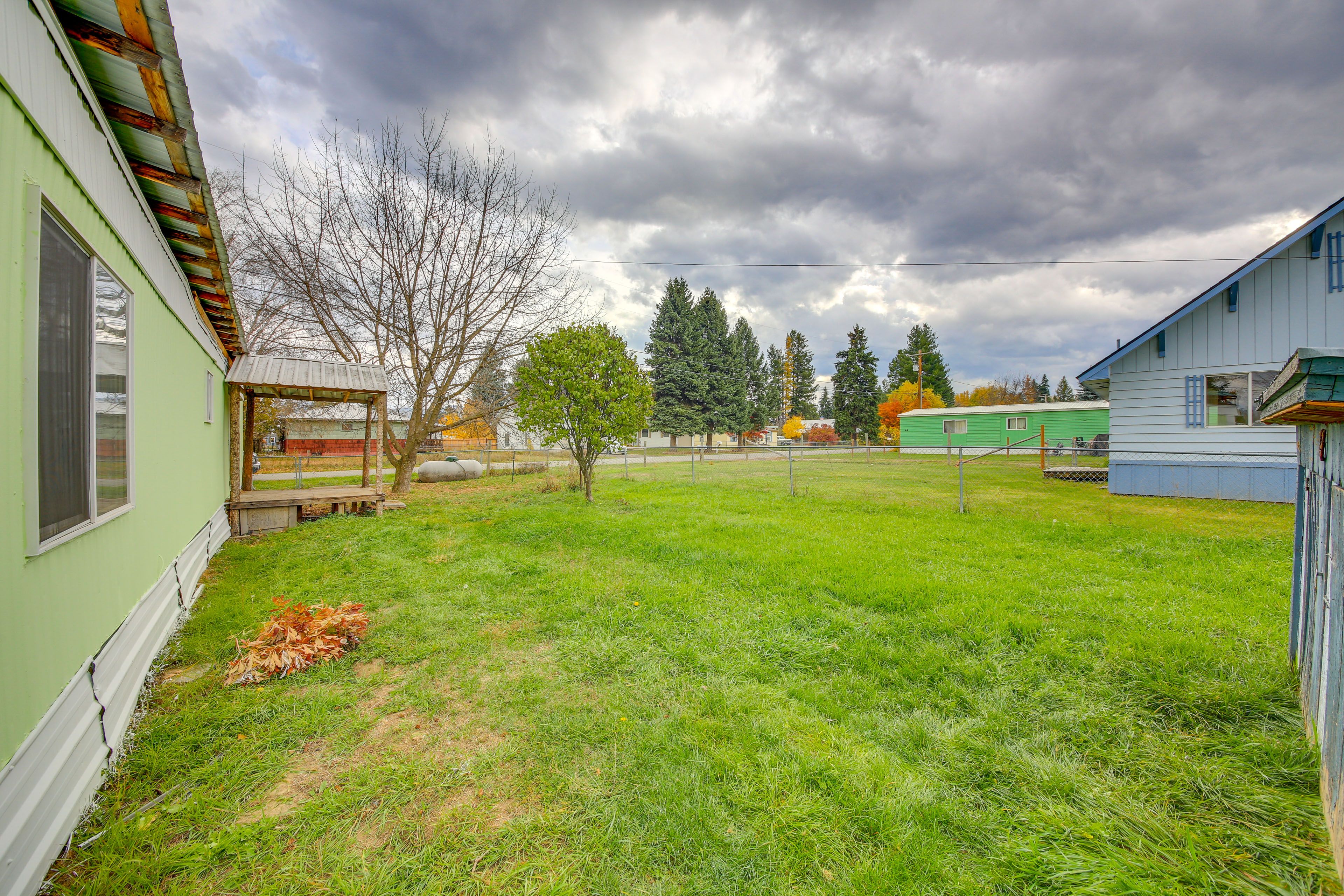 Fully Fenced Yard