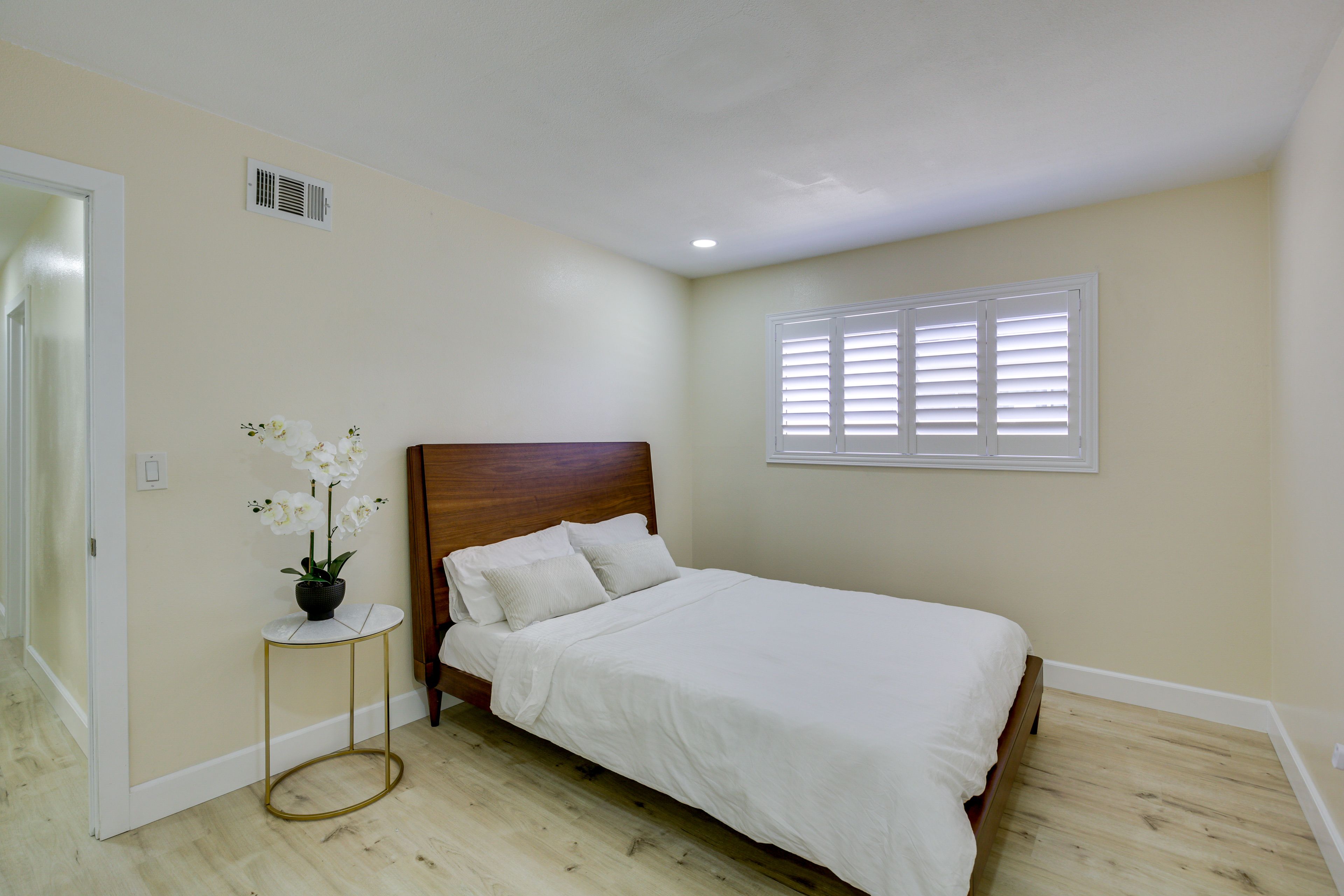 Bedroom 1 | Queen Bed | Linens Provided