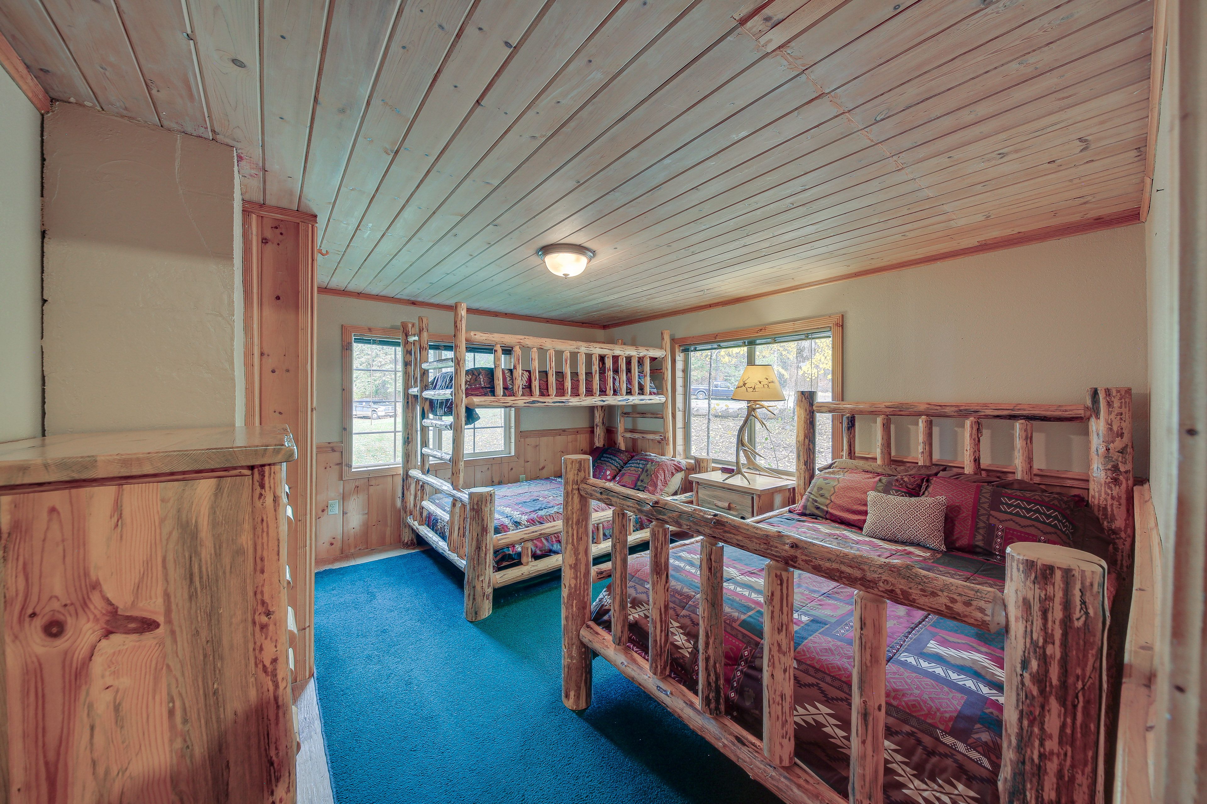 Bedroom 4 | Queen Bed | Twin/Queen Bunk Bed | 1st Floor