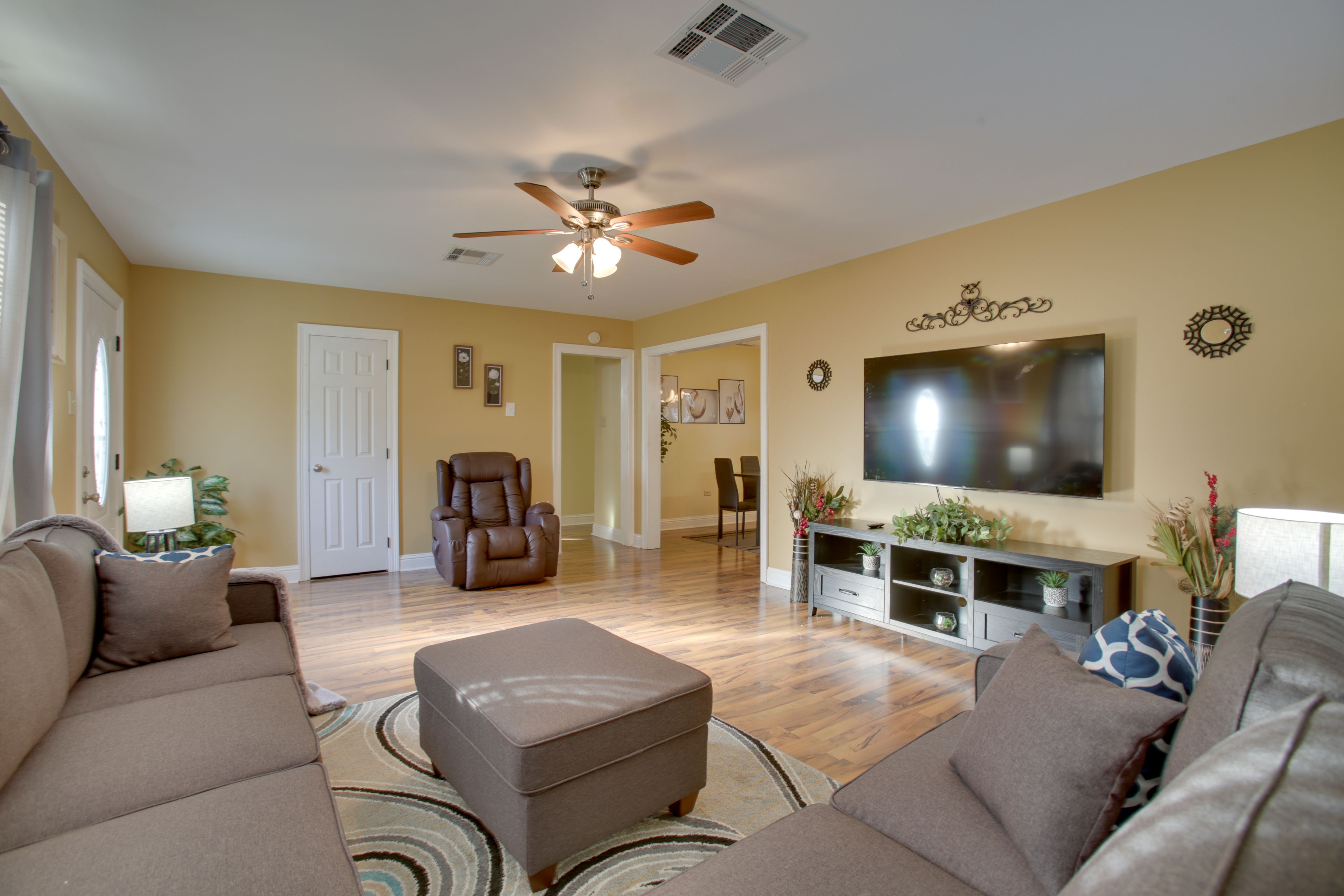 Donaldsonville Vacation Rental | 3BR | 2BA | 1,754 Sq Ft | Steps Required