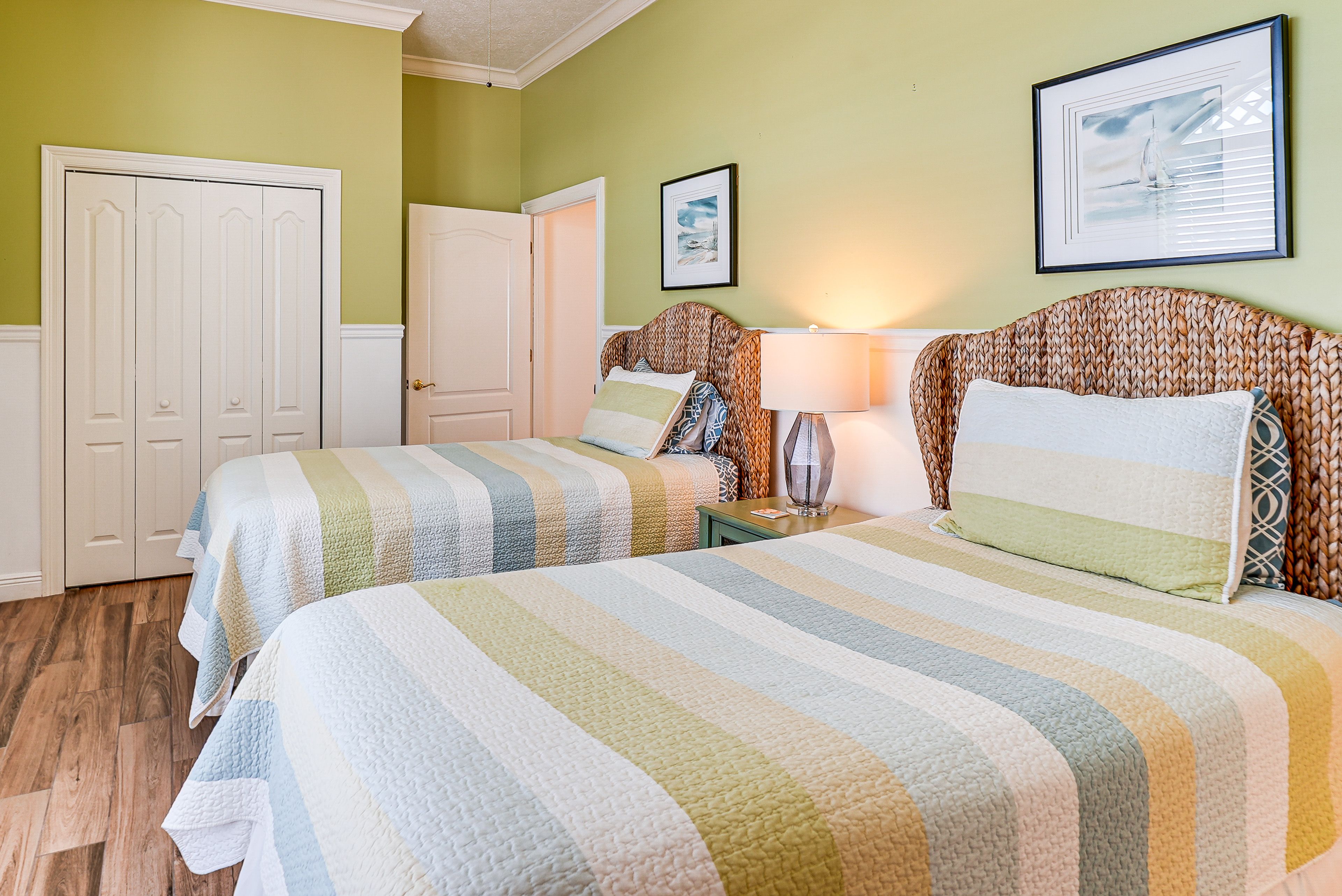 Bedroom 4 | 2 Twin Beds