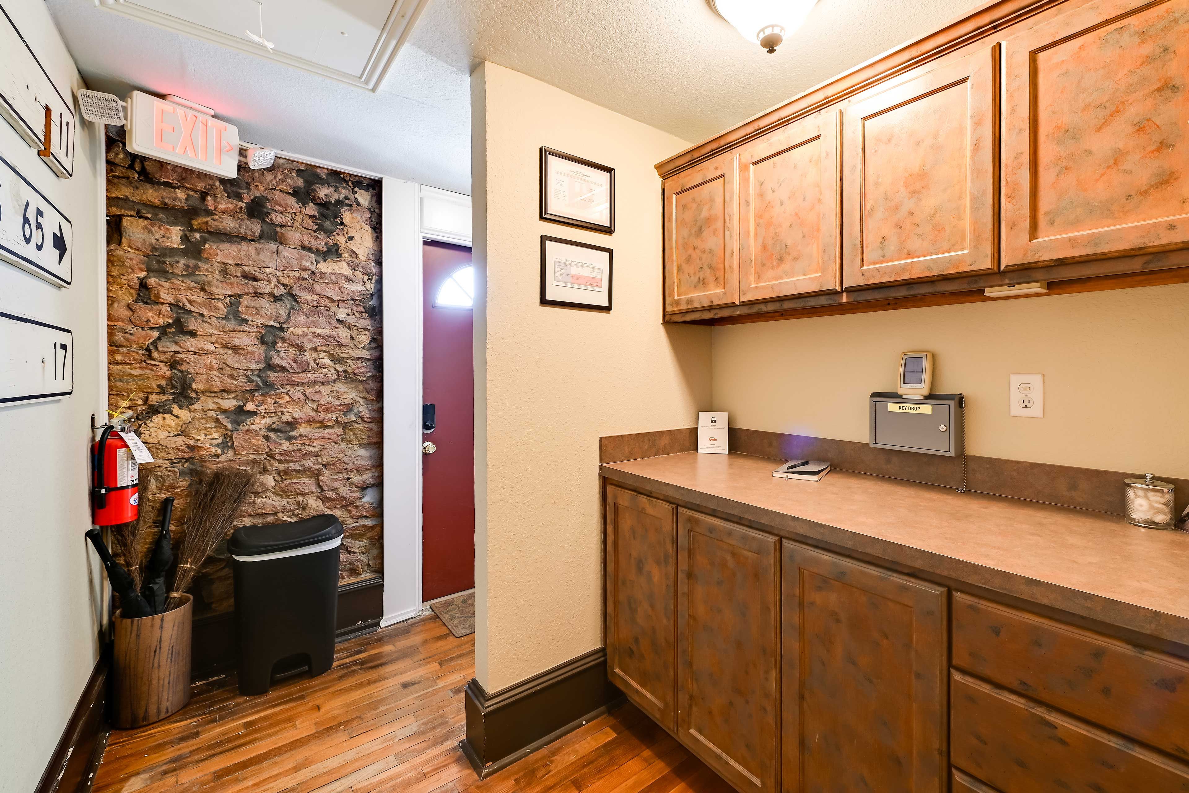 Community Entryway | Additional Vacation Rentals On-Site
