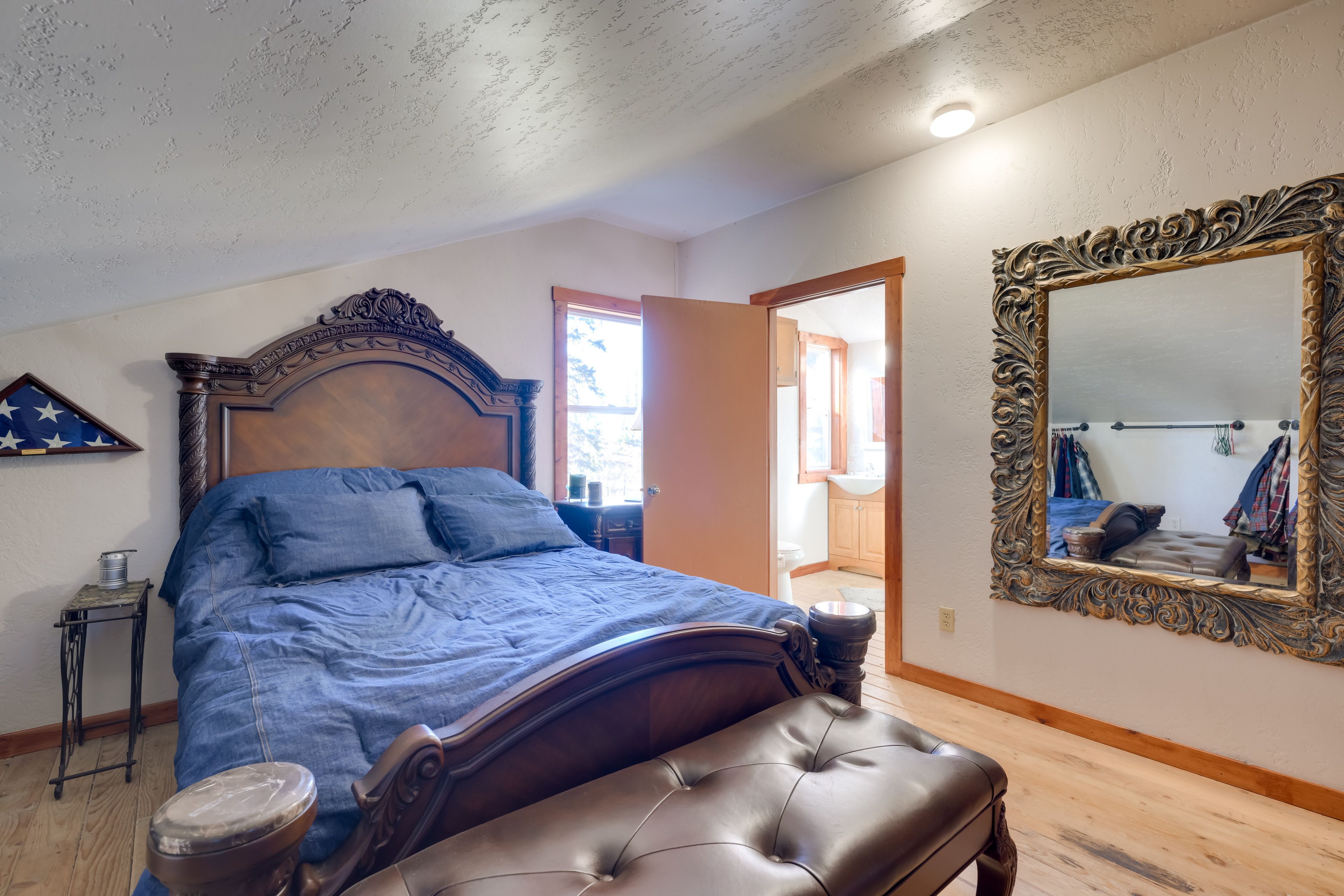 Bedroom 2 | Queen Bed | En-Suite Bathroom | Upper Level