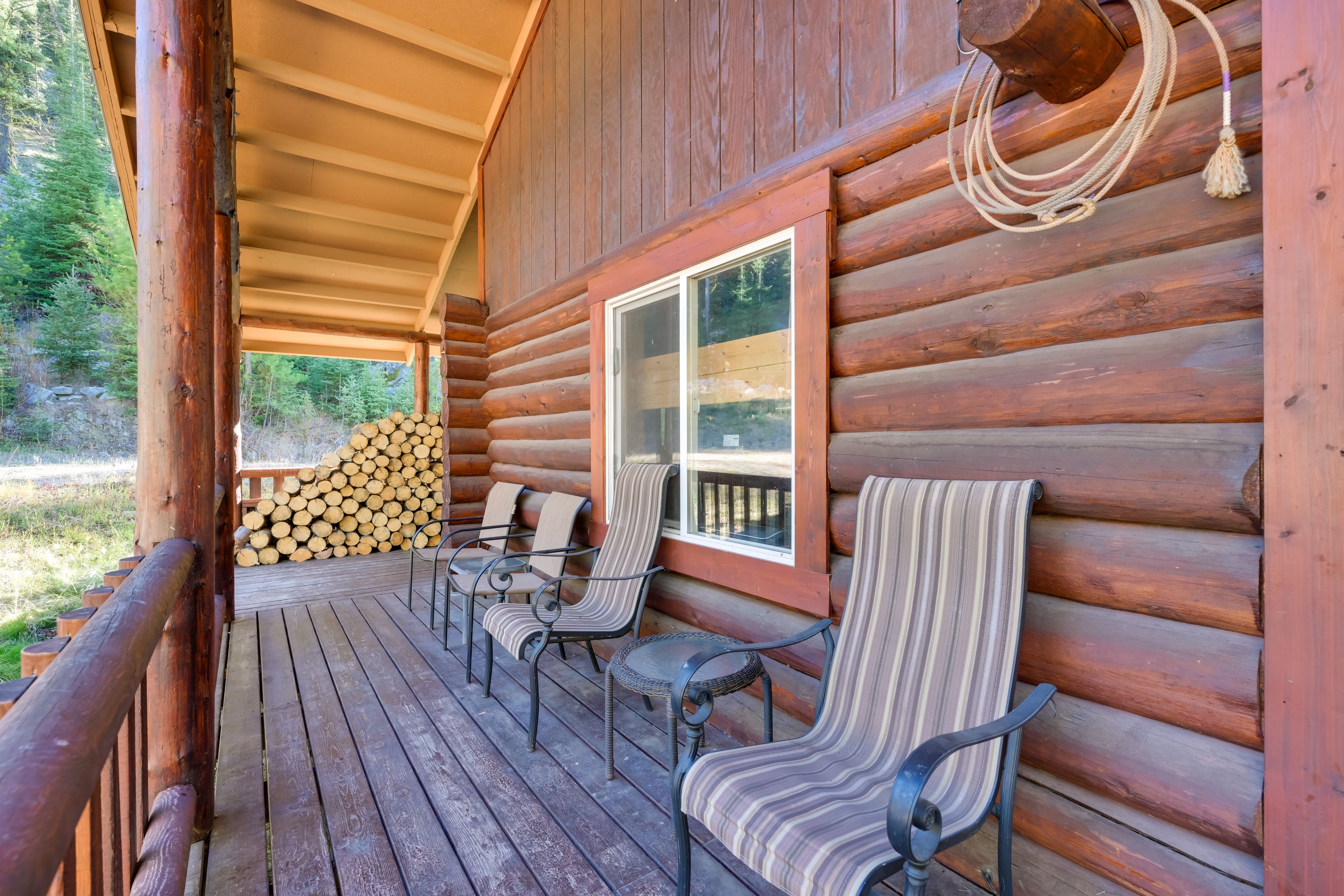 Wraparound Deck | Pet Friendly w/ Fee