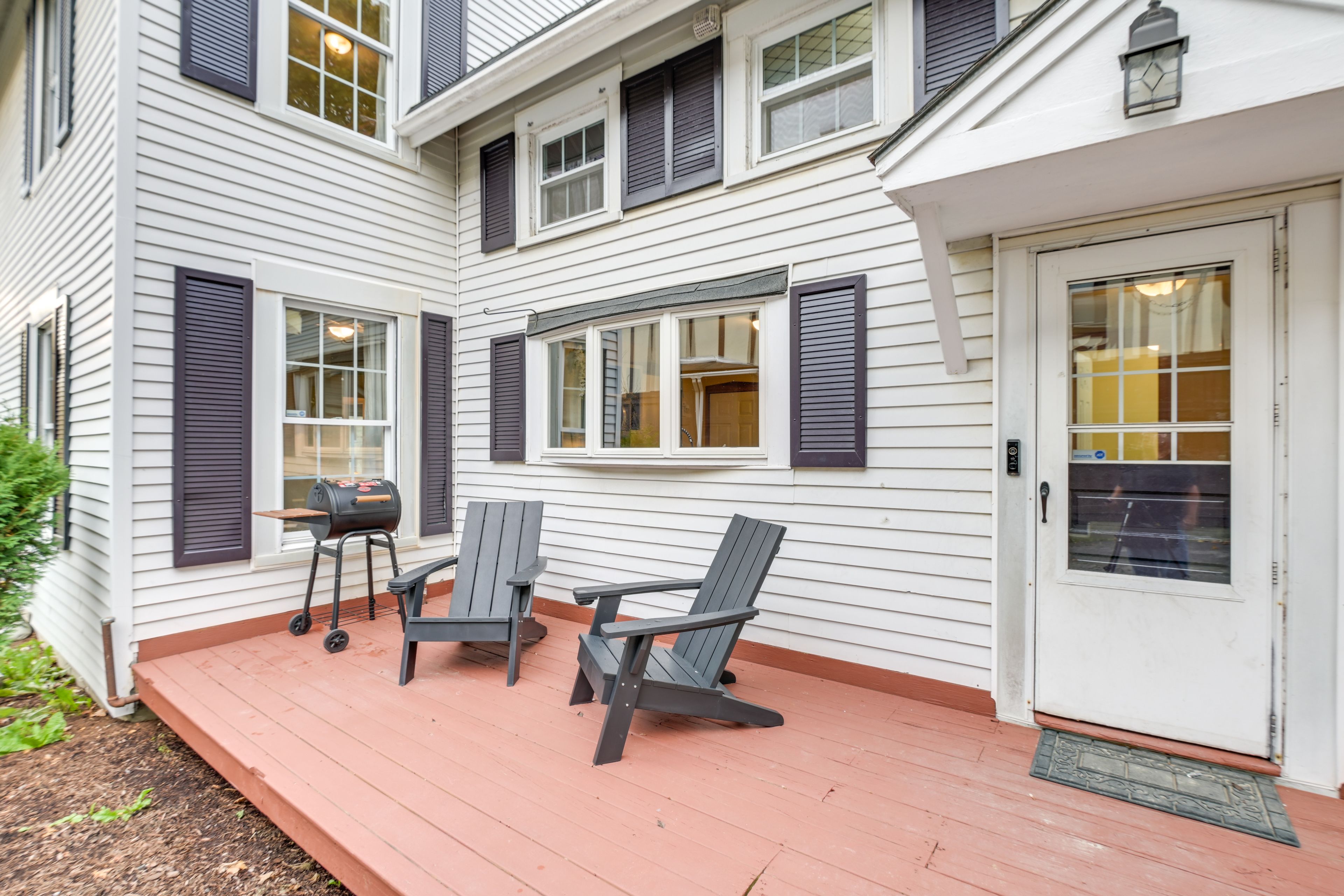 Furnished Deck