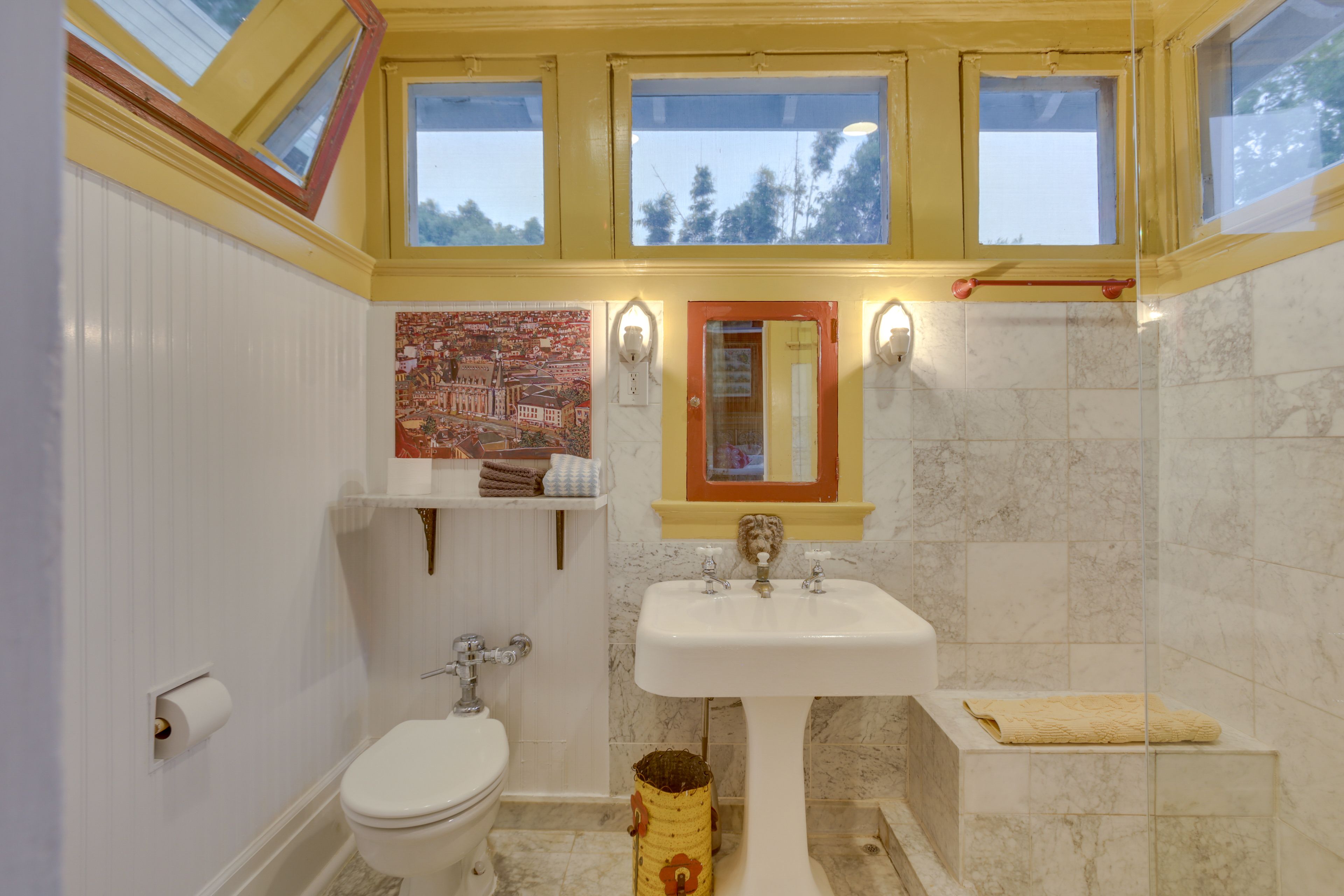 Bathroom | Towels Provided | Complimentary Toiletries