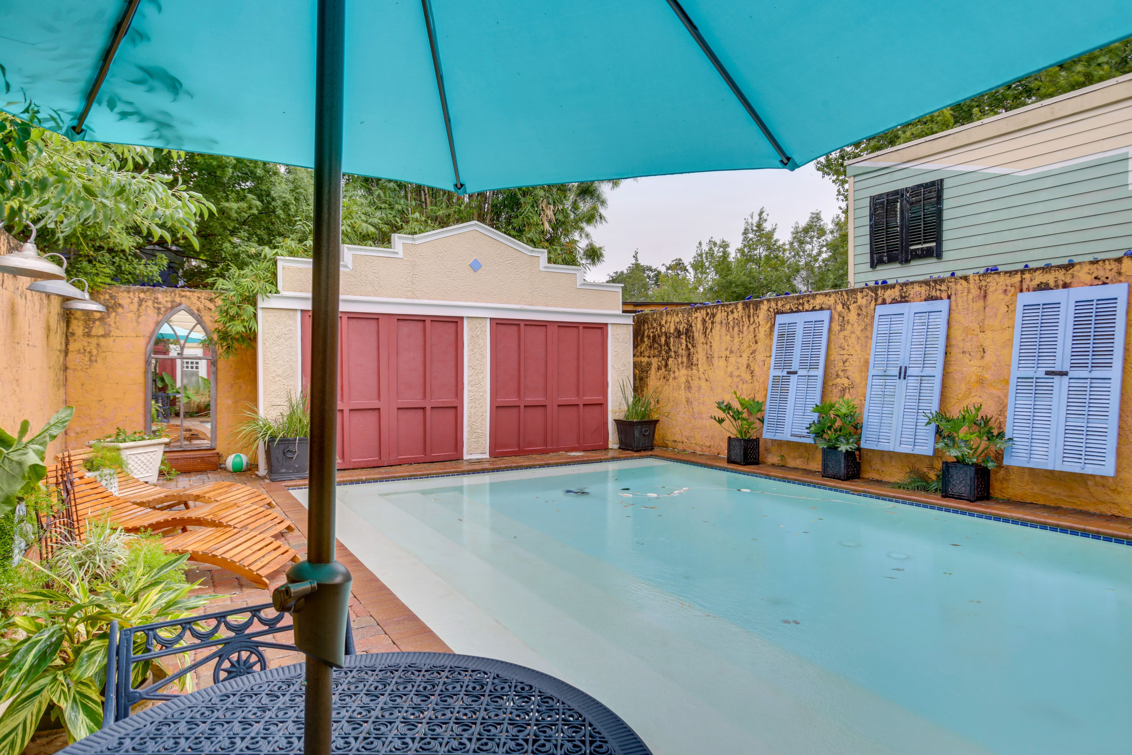Pool | Lounge Chairs