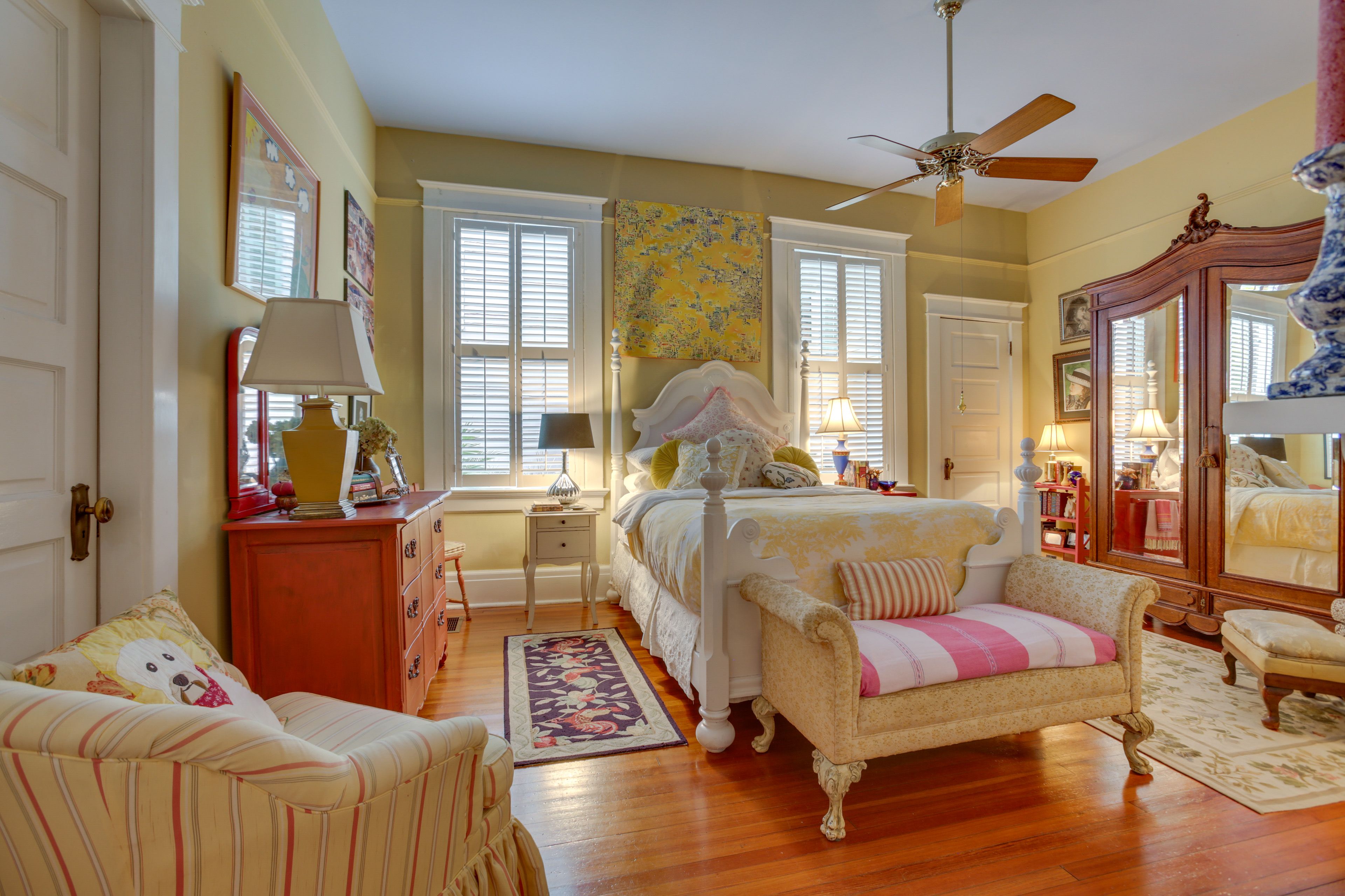 Bedroom 2 | Queen Bed
