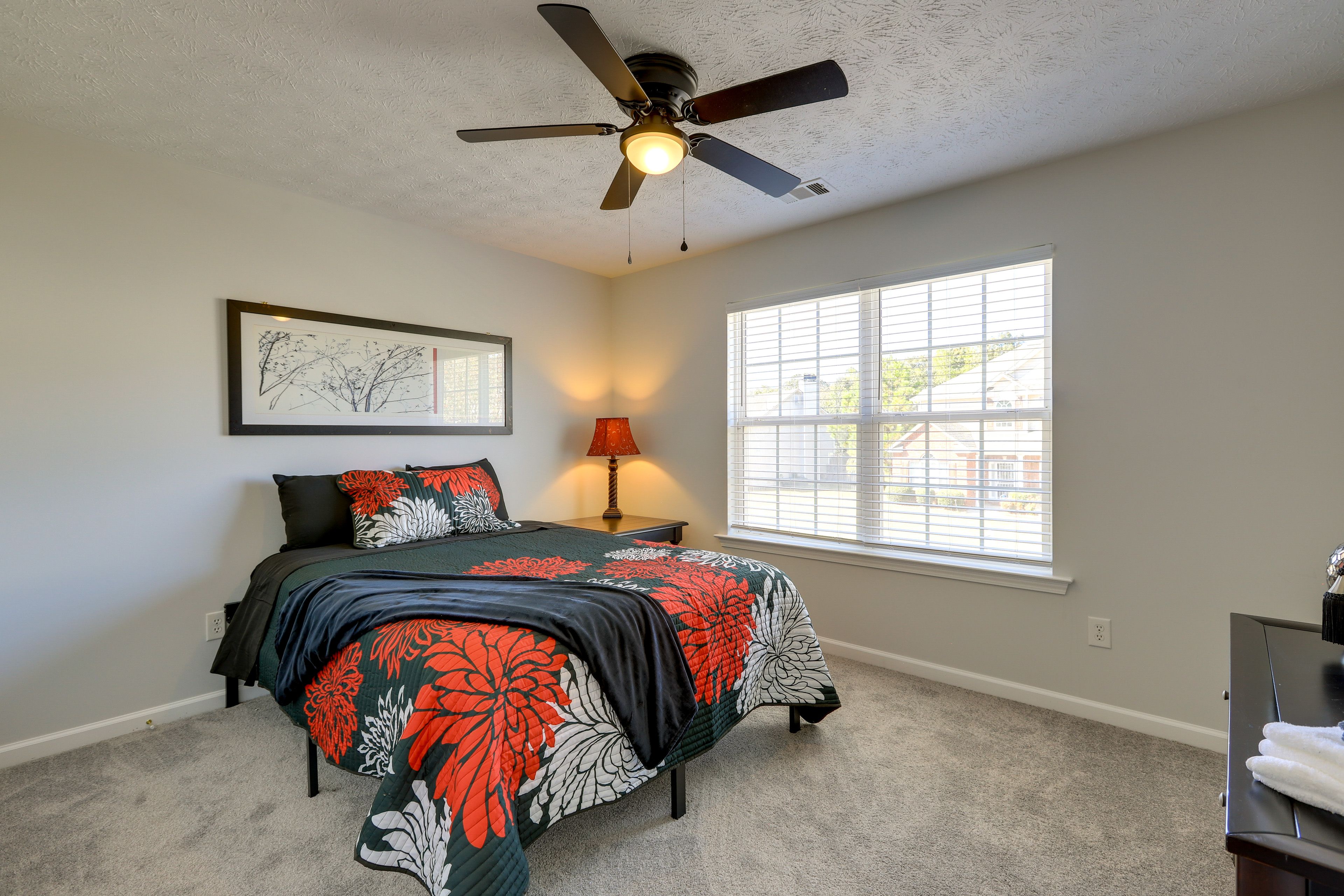 Bedroom 2 | 1st Floor | Queen Bed | Linens Provided