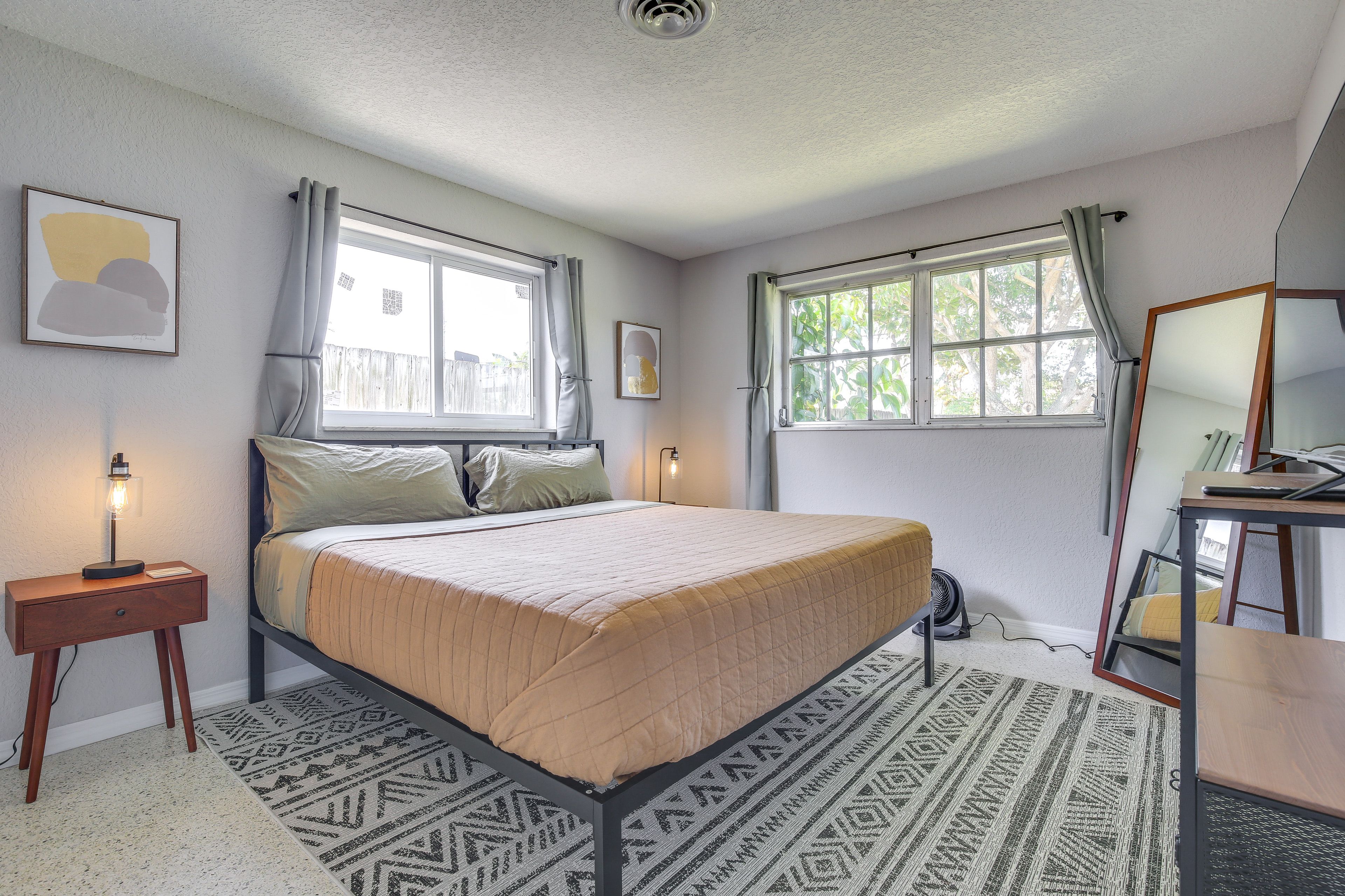 Bedroom 2 | King Bed | Flat-Screen TV