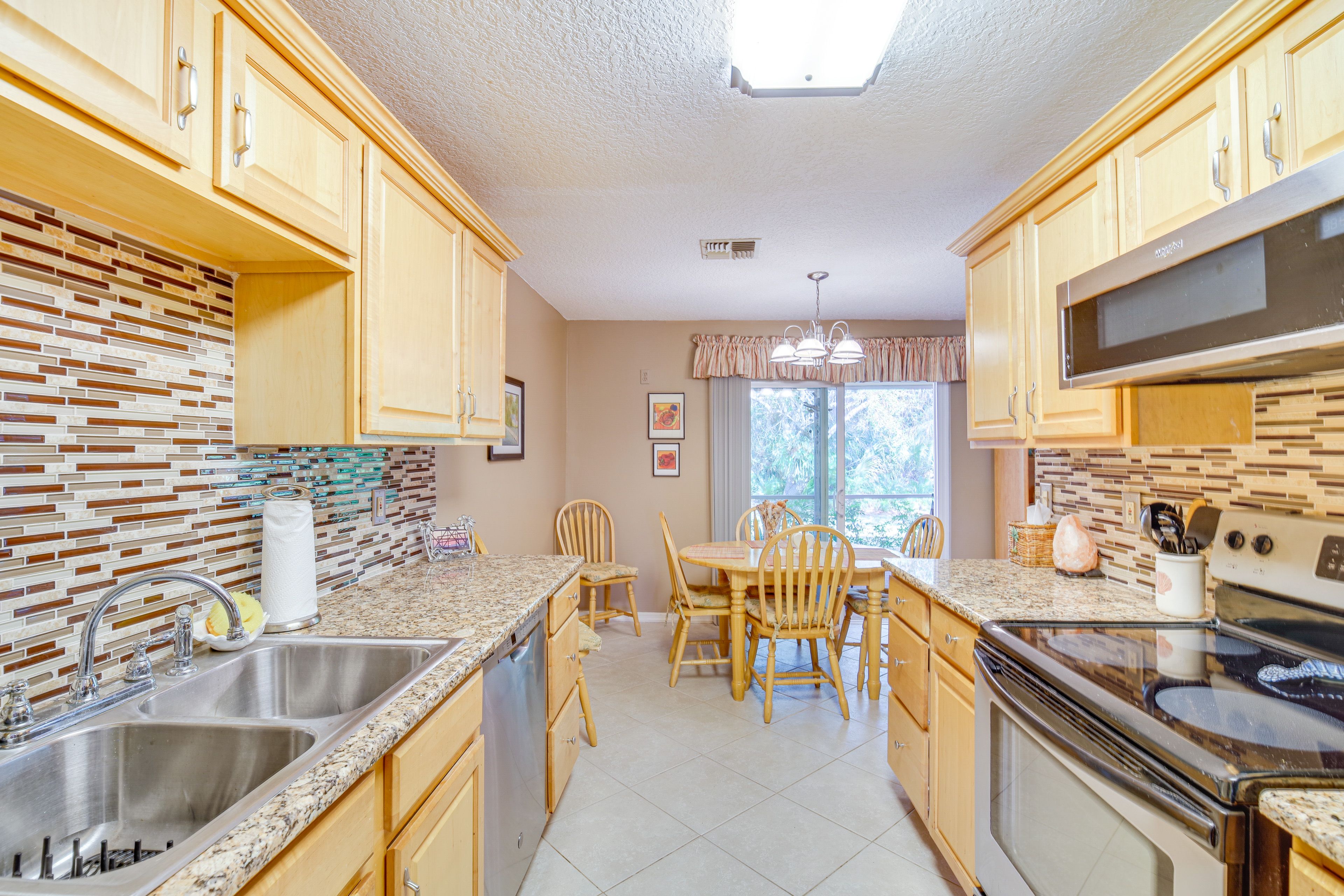 Kitchen | Trash Bags & Paper Towels