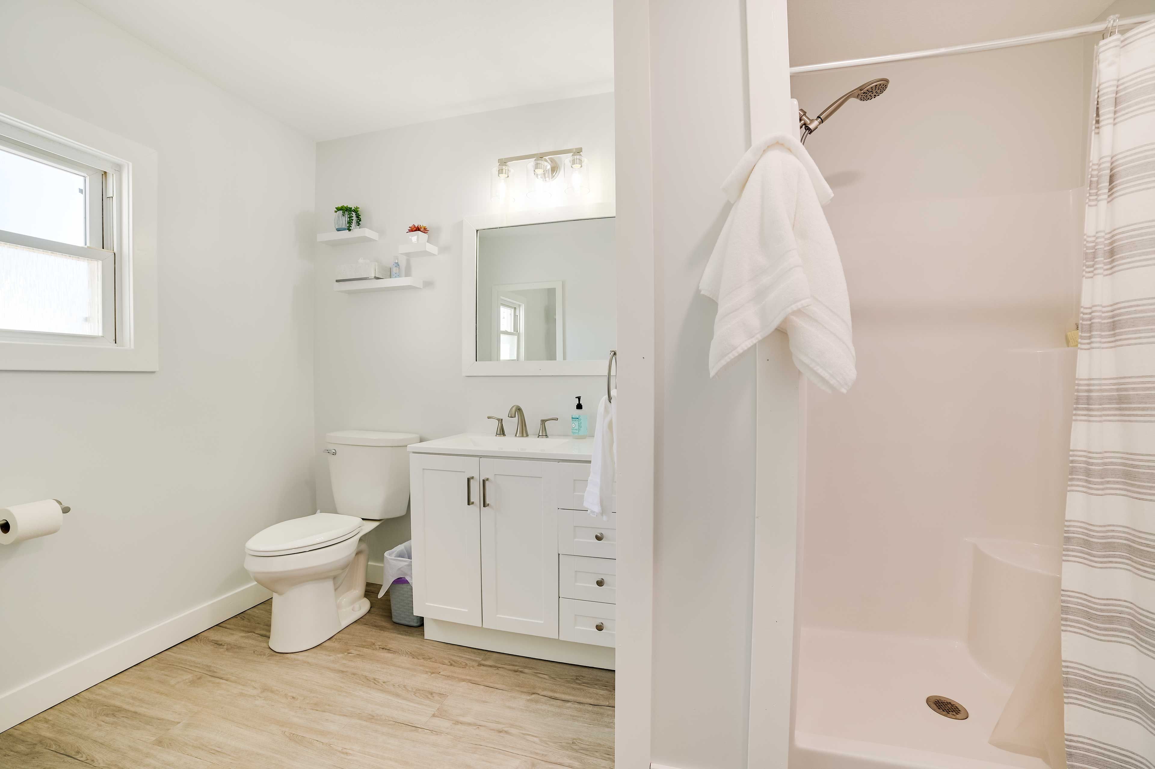 Full Bathroom