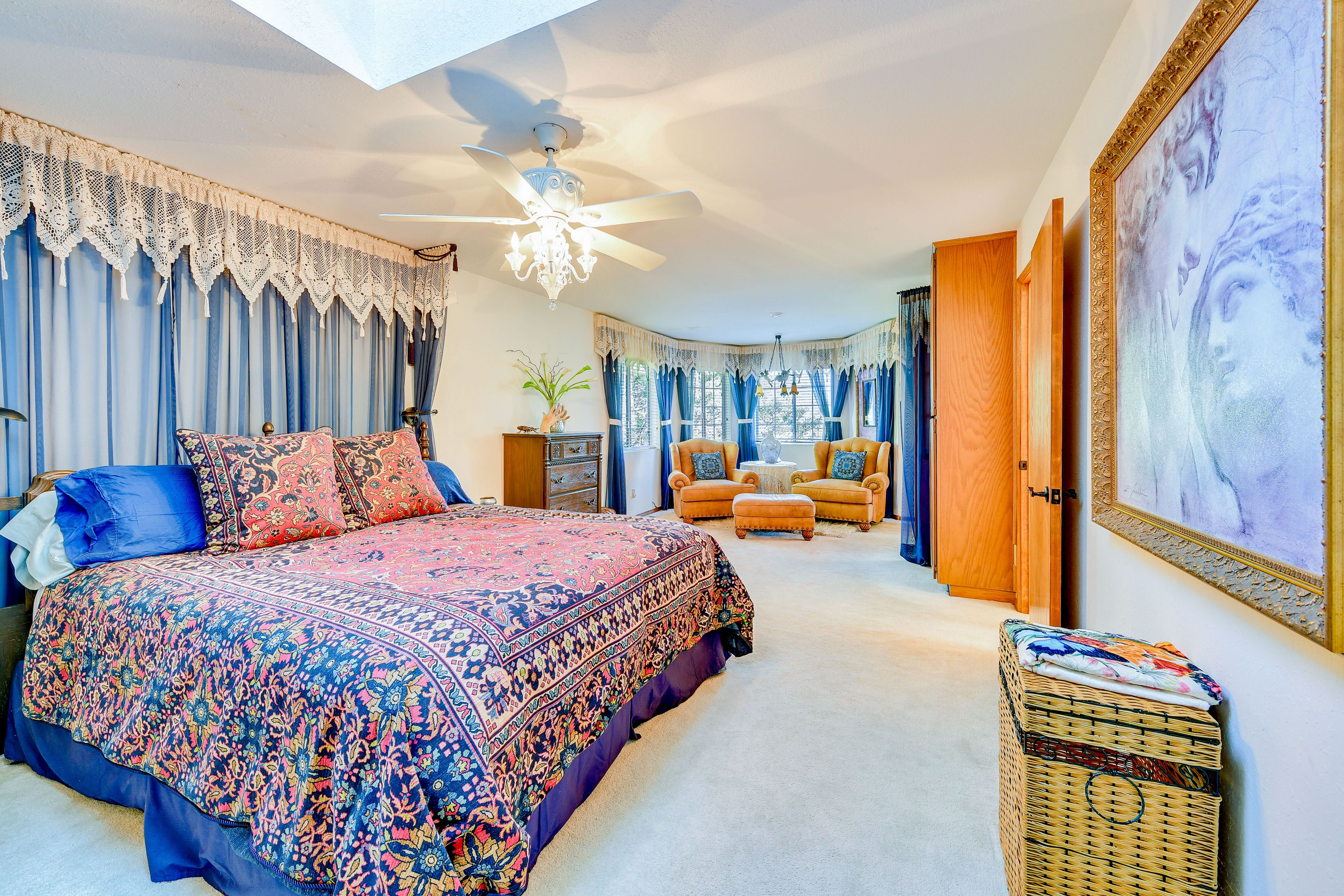 Bedroom 1 | California King Bed