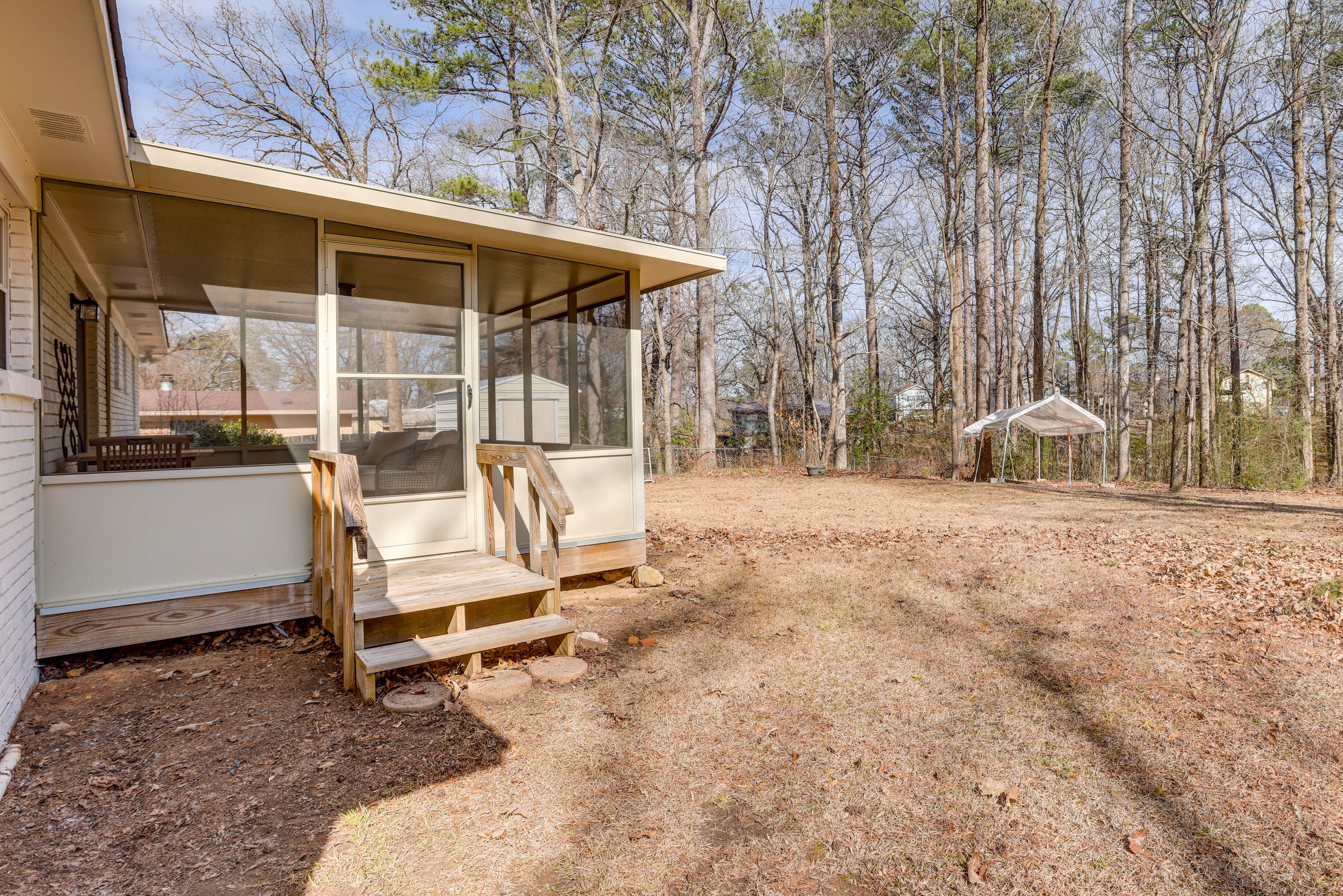 House Exterior | Private Yard