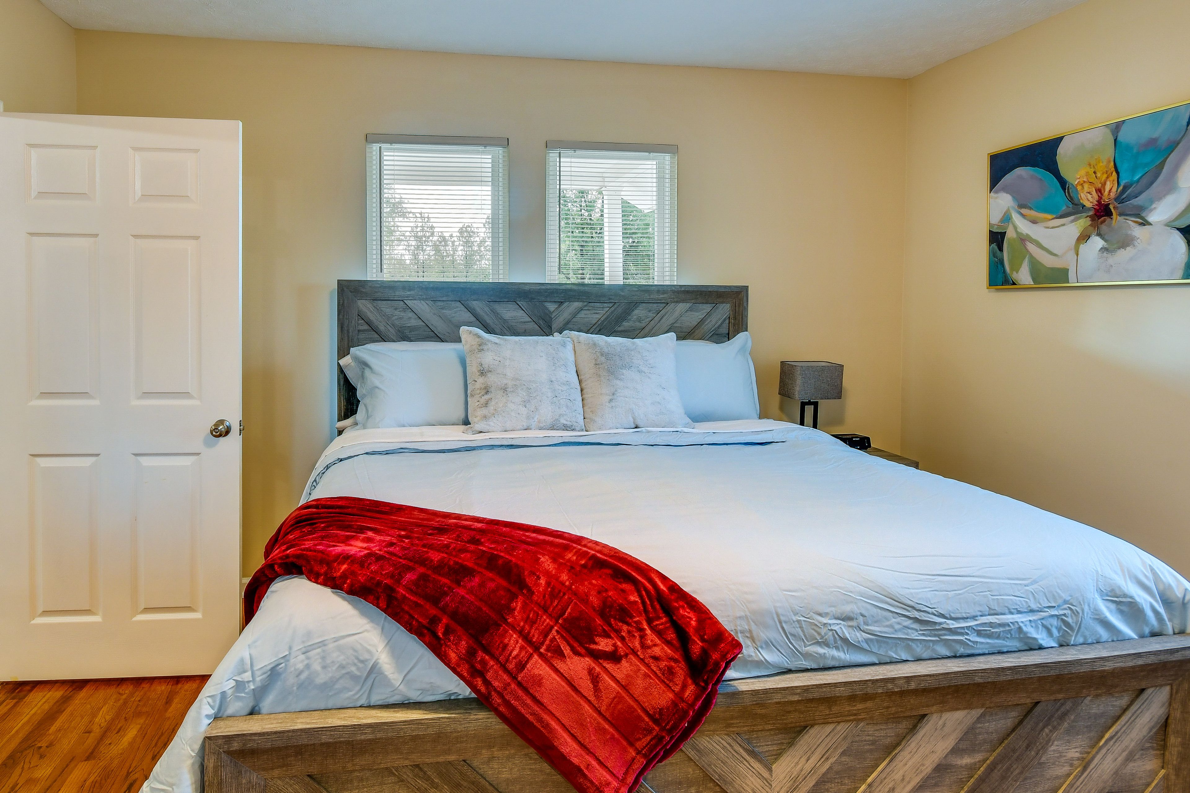 Bedroom 1 | King Bed | Linens Provided