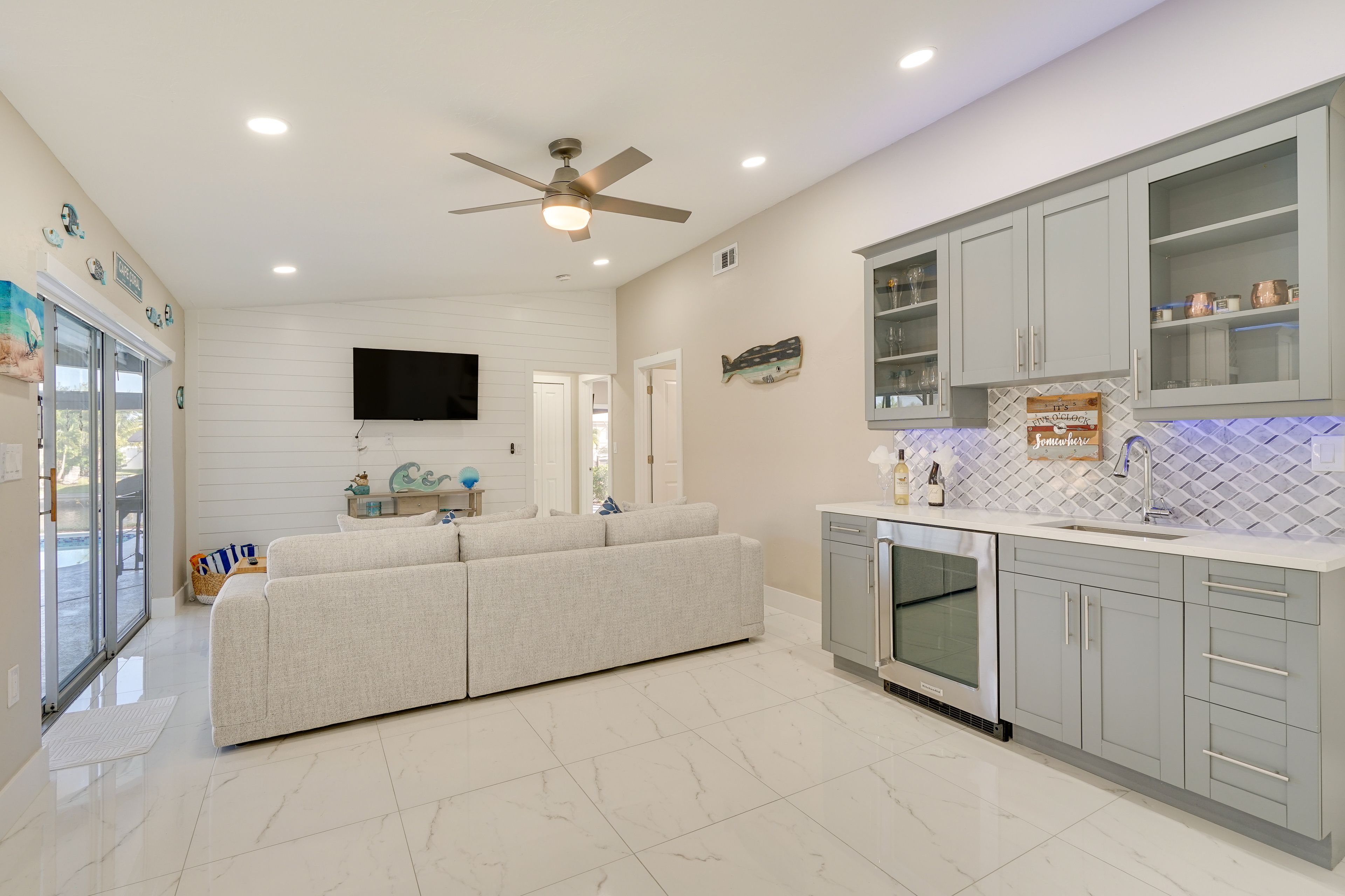 Dedicated Bar Area | Wine Fridge