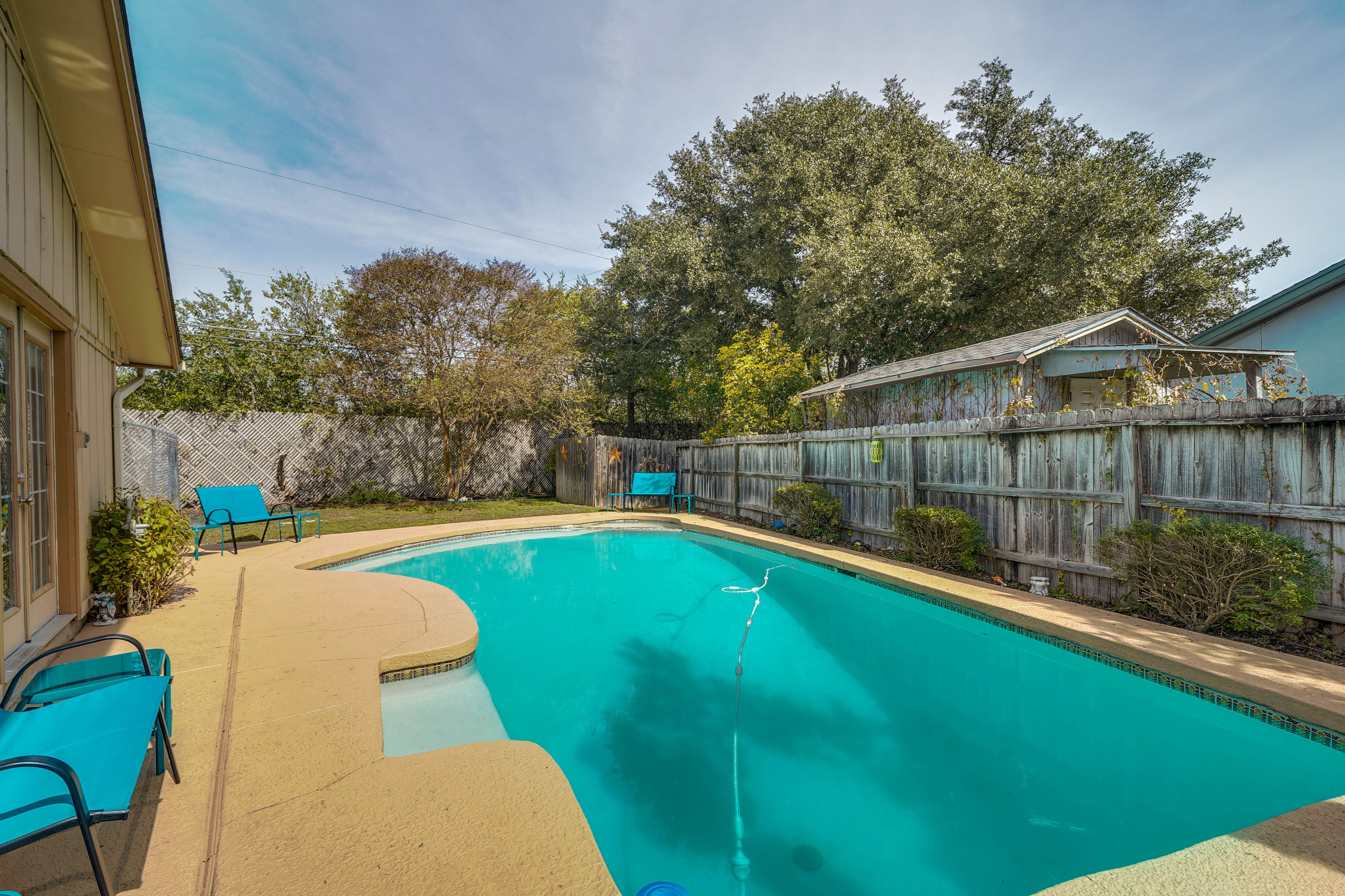 Private Outdoor Pool